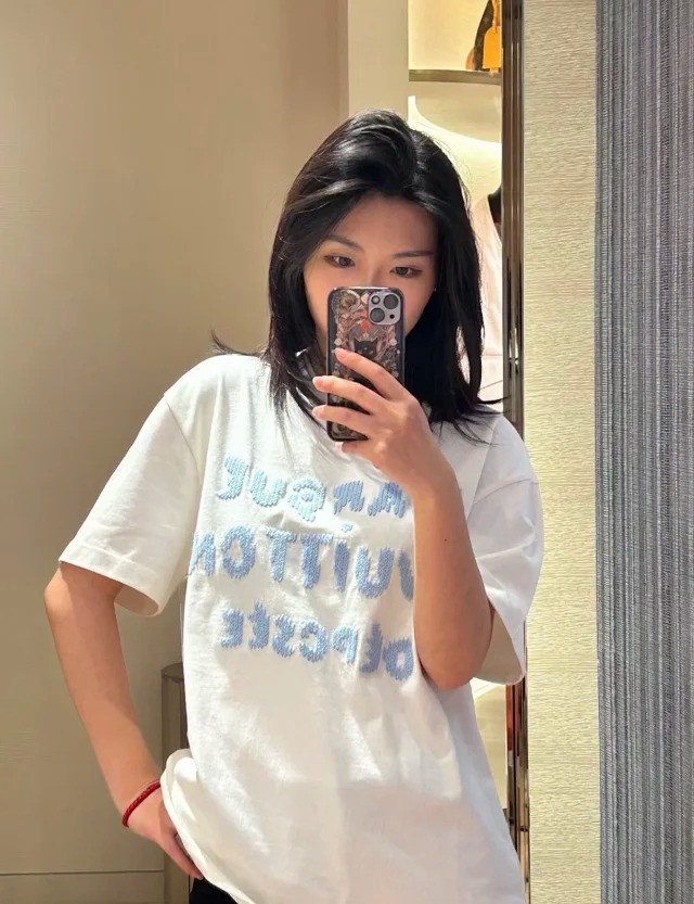 Item ID 9017 1V Pure cotton water soluble letter embroidered knitted T-shirt