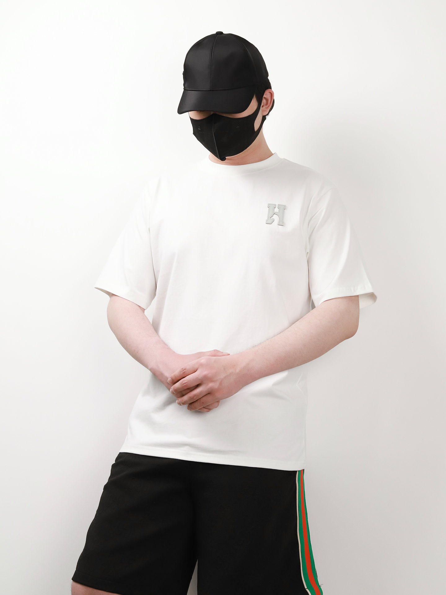 Herms leather label embroidered tee