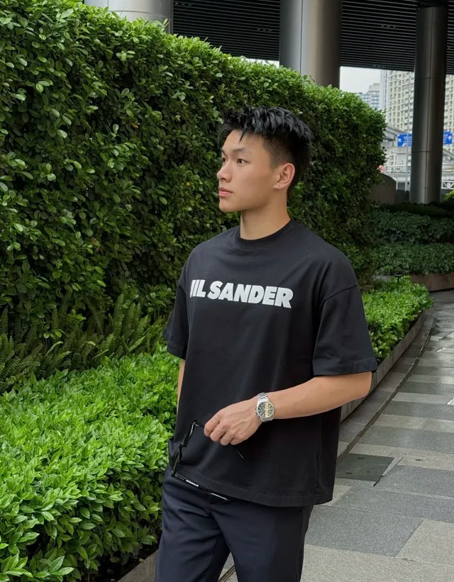 Item ID 9029 JIL SANDER Flat Bottom Round Neck Short Sleeve T-shirt Loose fit