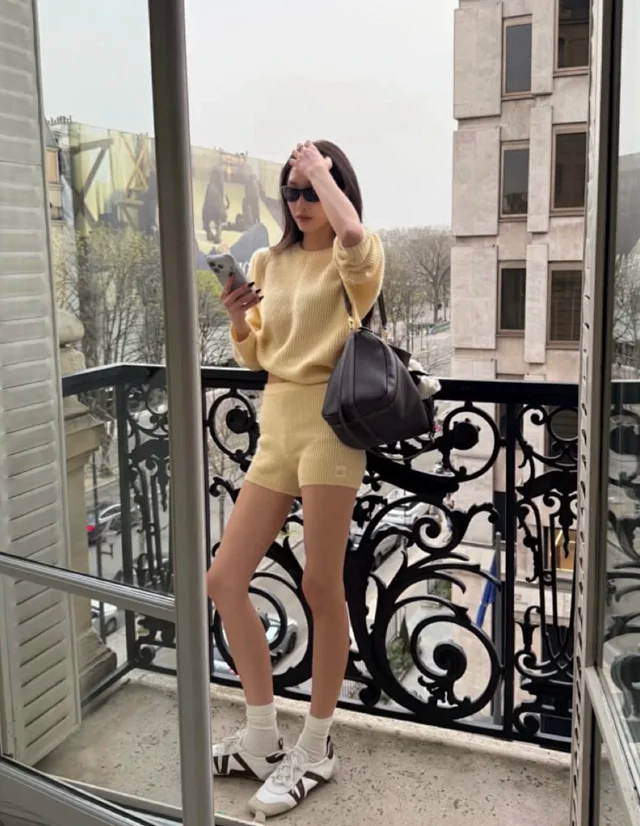Item ID 9066 1V Seven color optional Sneakerina imported lambskin German training shoes, round toe lace up ballet style thin soled shoes, low cut casual shoes