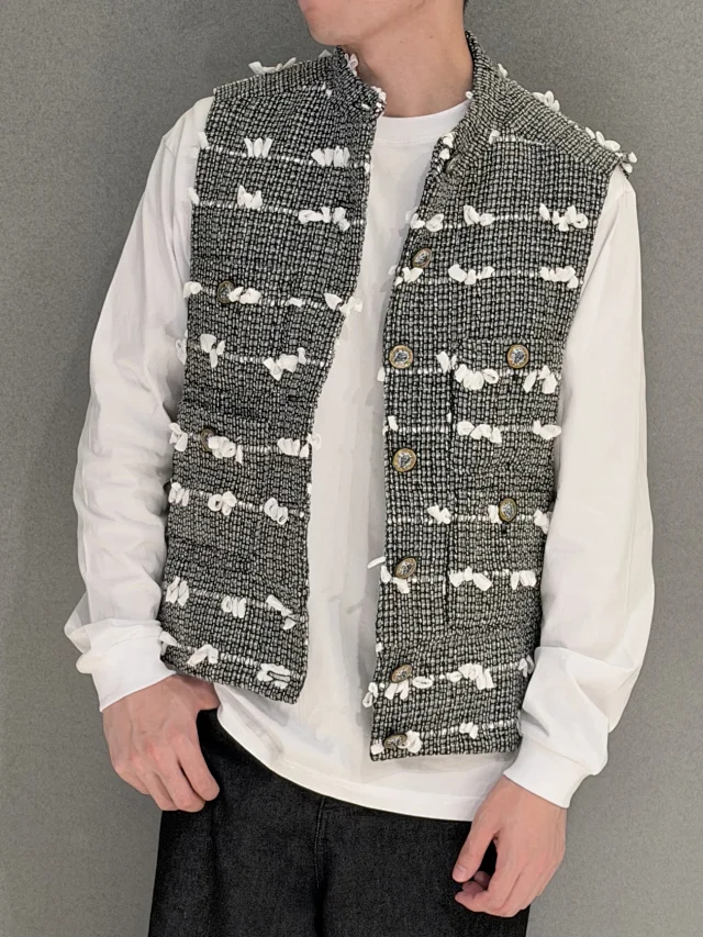 Item ID 9111 CHANEL FW26 Cloud Vest, color-block bowknot decoration, lapel, single-breasted vest