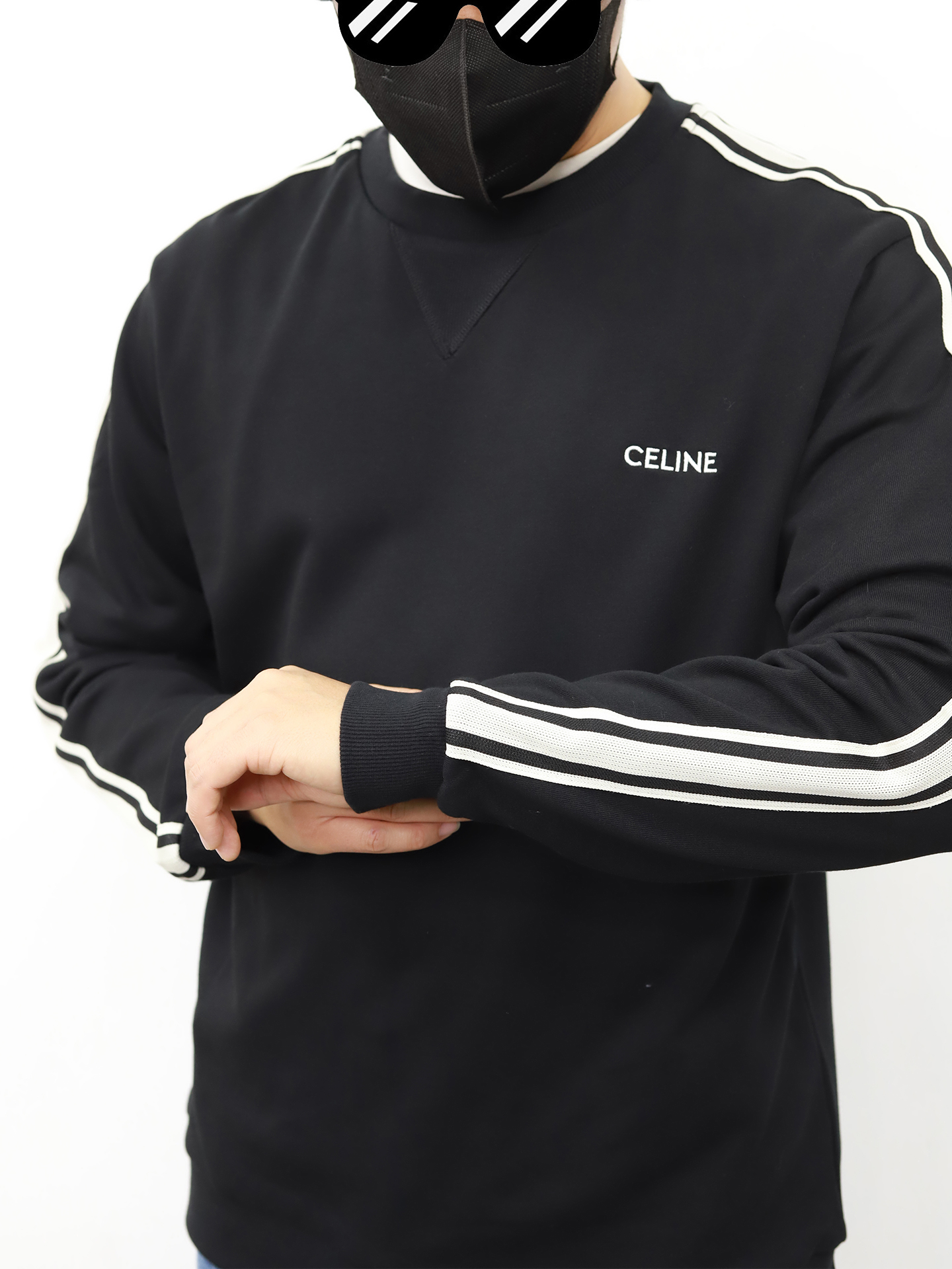 CE sleeve woven sweater