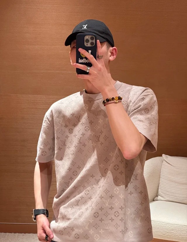 Item ID 9034 1V Early Spring Men's Series Full Print Old Flowers MONOGRAM Round Neck Shirt Jacquard Pattern Short Sleeve