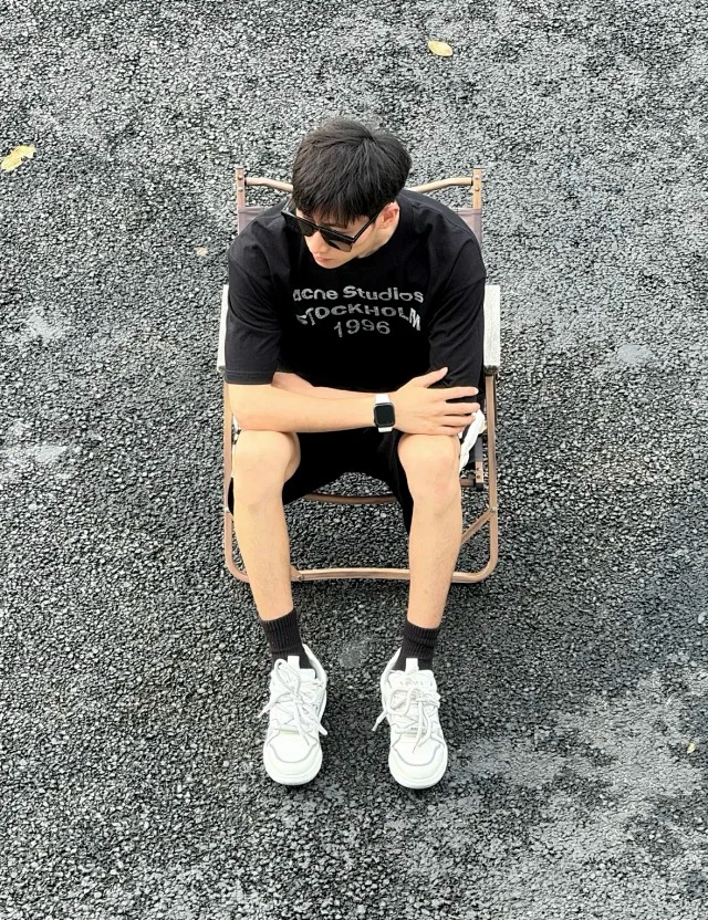 Item ID 9042 Acne 1996 series handmade spray painted distressed exclusive 85% cotton+15% linen short sleeved T-shirt dirty white black
