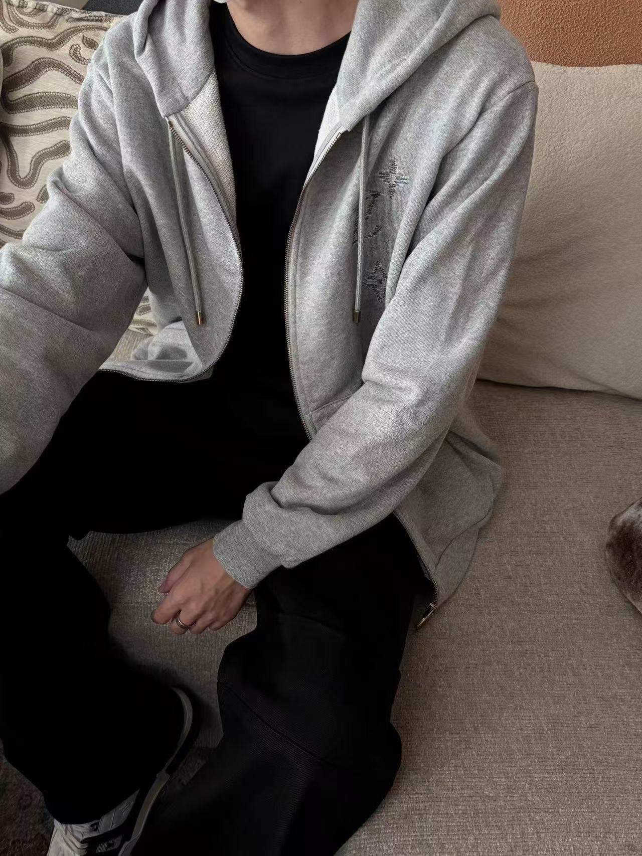 1V Fuzzy embroidery zip hoodie