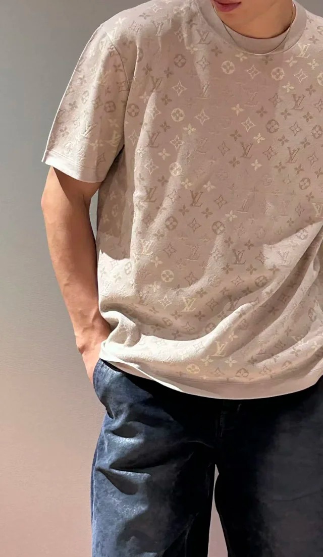 Item ID 9034 1V Early Spring Men's Series Full Print Old Flowers MONOGRAM Round Neck Shirt Jacquard Pattern Short Sleeve