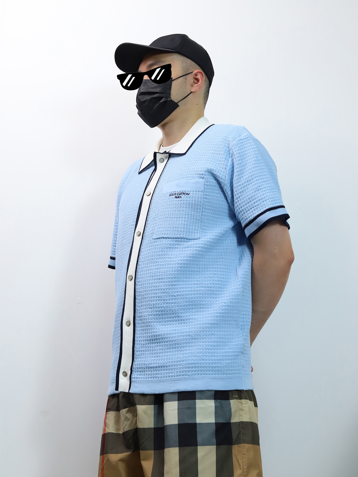 1V waffle knit shirt
