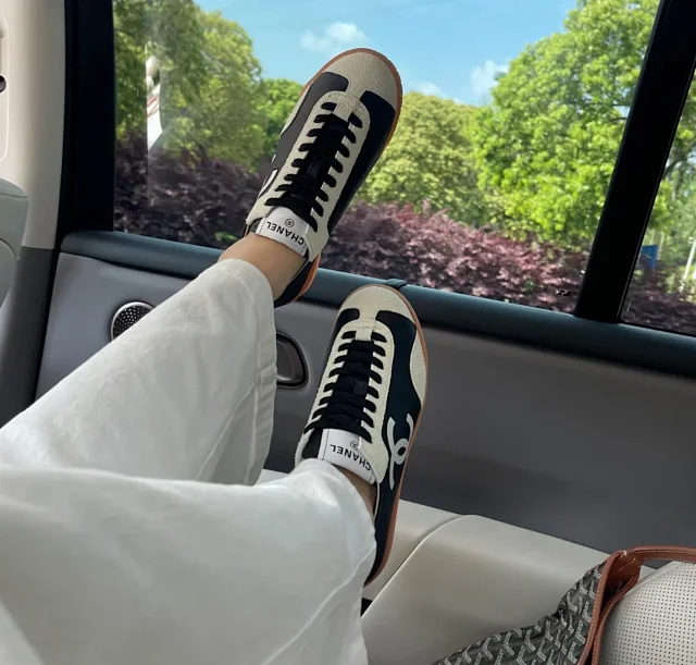 Item ID 9084 CHANE1 embossed calf leather suede effect round toe lace up low cut life and leisure training shoes 1cm