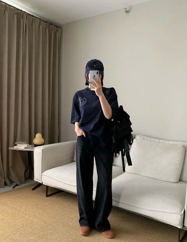 Item ID 9011 Acne FW25 logo printed distressed short sleeved shirt