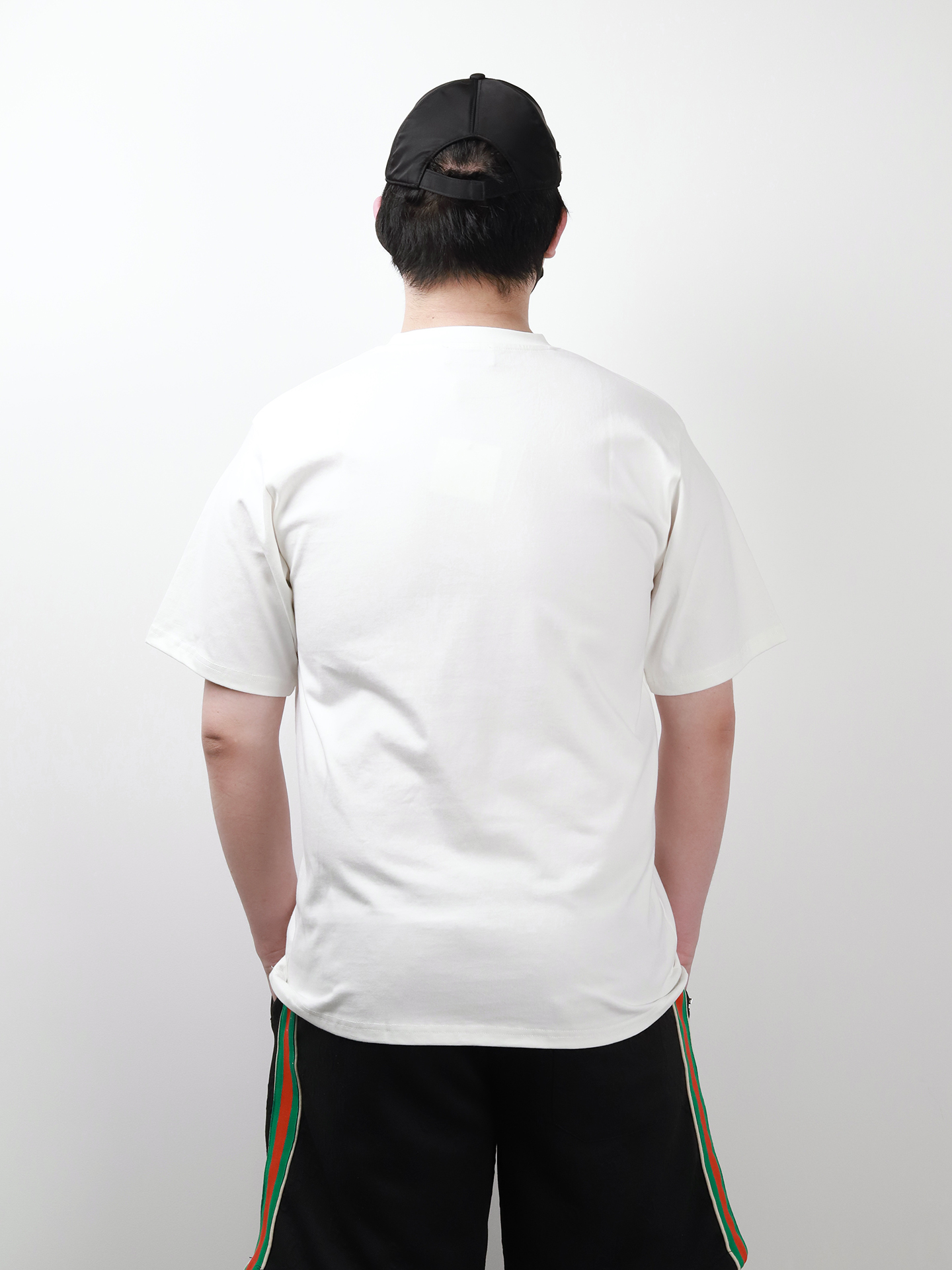 Herms leather label embroidered tee