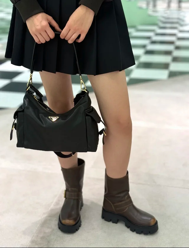 Item ID 9069 PRA Enamel Metal Triangle Logo Nylon Shoulder Cross Shoulder Handbag Black Large Women's Edition