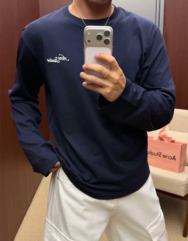 Item ID 9096 AcneS ultra-fine yarn 60-thread count double-ply combed cotton plain weave fabric  S26 embroidered logo long-sleeved T-shirt