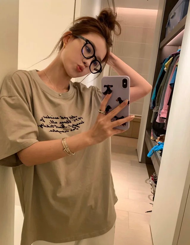 Item ID 9032 Acne 1996 flocking logo printed round neck loose short sleeved T-shirt in blackbeige