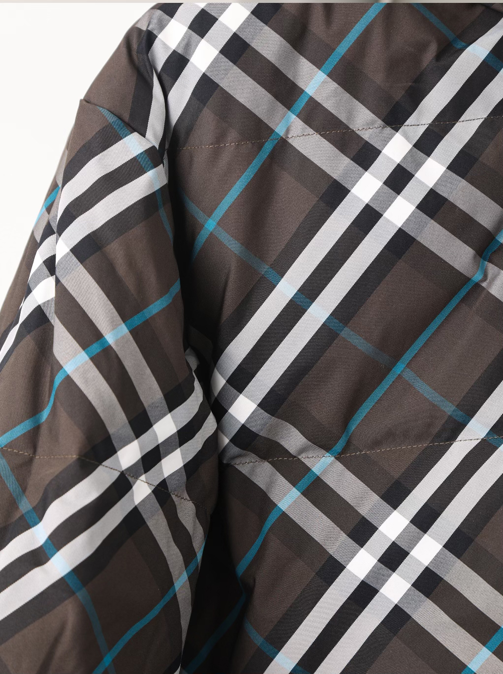 Item ID 8107 Burberr%-BBR-2024ss- Twill series - Reversible down jacket - Double-si