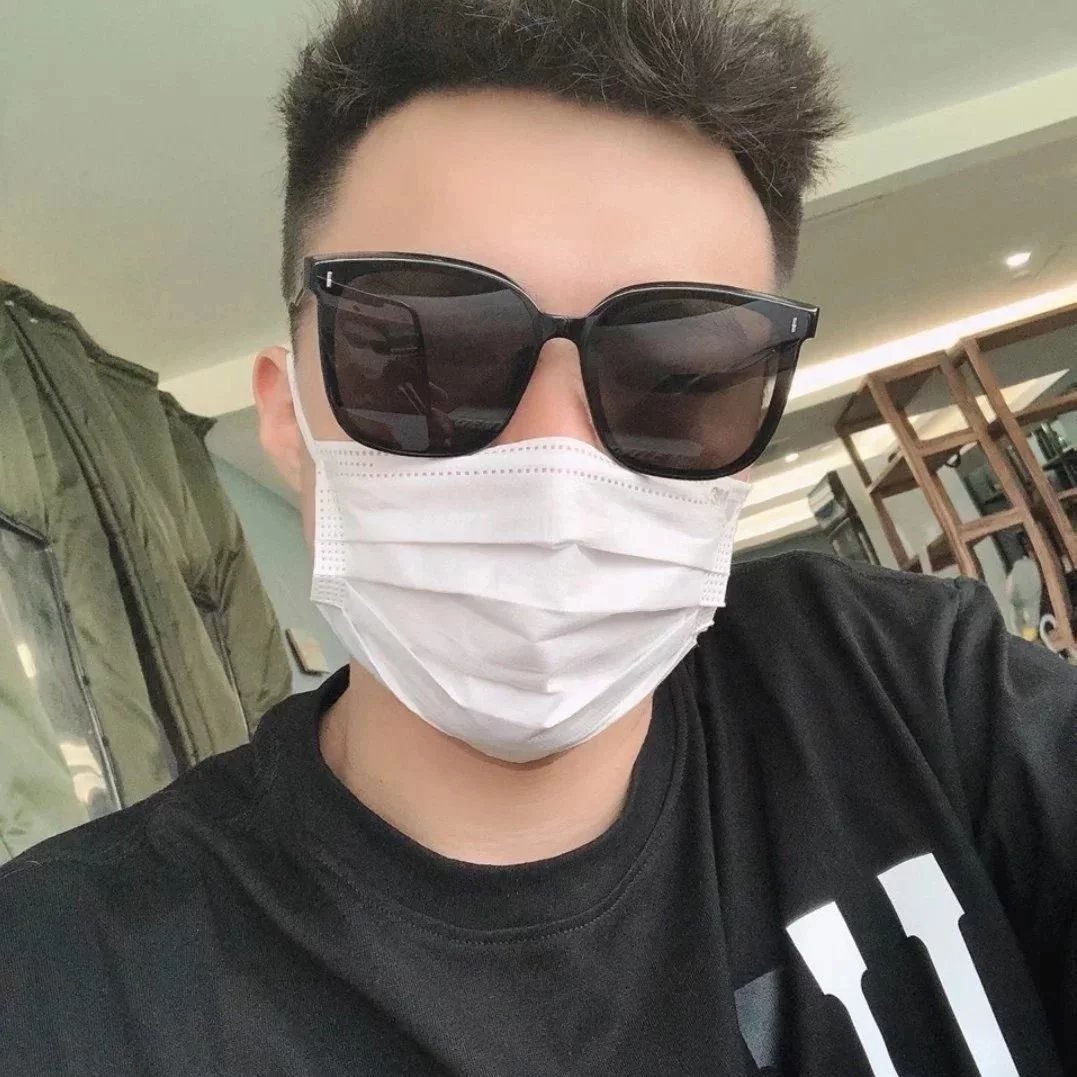 Item ID 8410 Gentleman Monster Sunglasses - Large frame classic versatile sunglasse