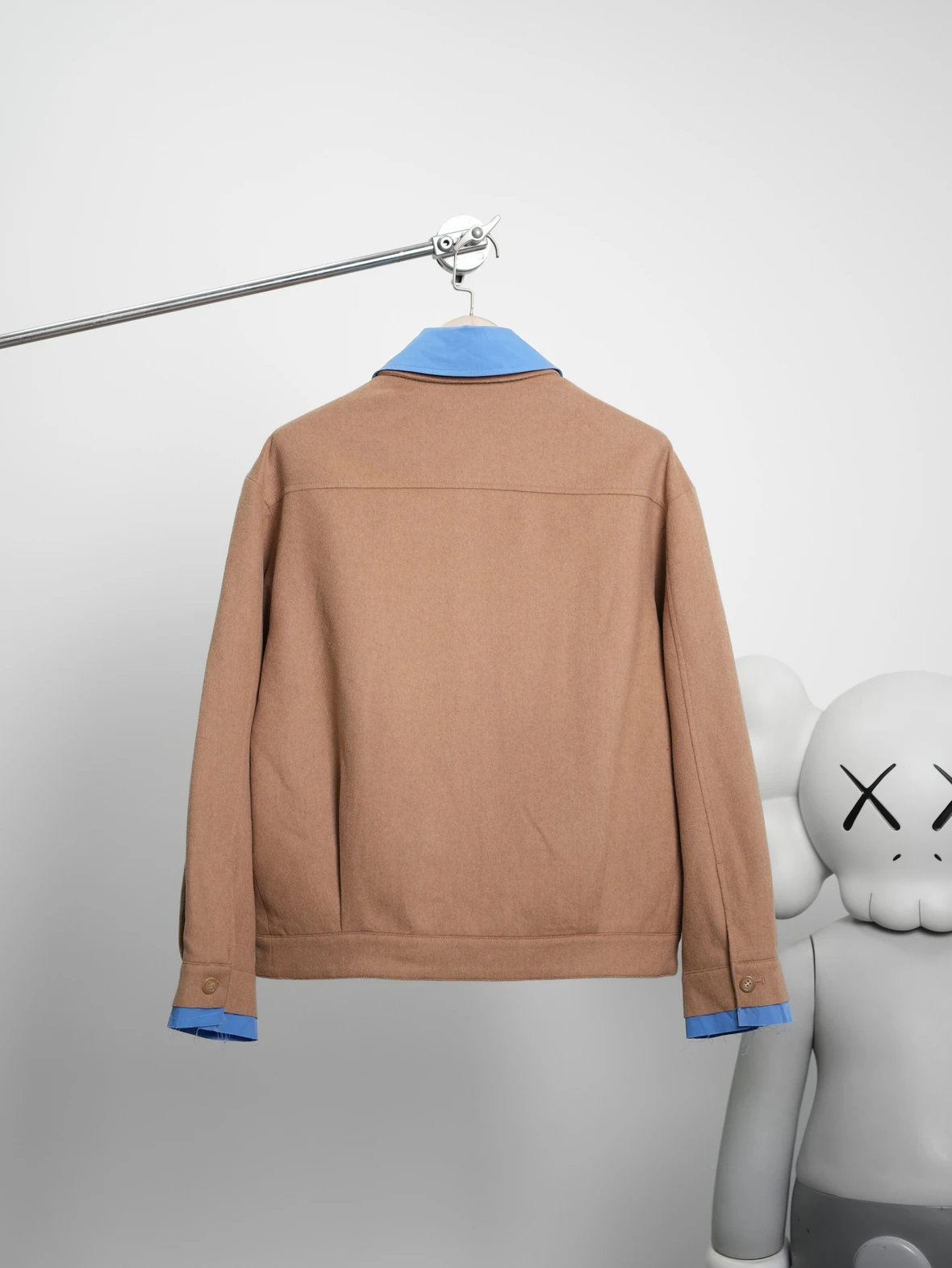 Item ID 8038 M1UM1U Miu Miu _silk lining_ _camel hair mixed yarn_ zipper opening an