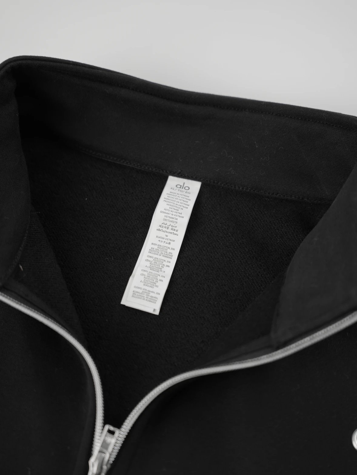 Item ID 8068 aloyoga-Accolade Stand collar solid color “65% cotton ➕35% polyester ”