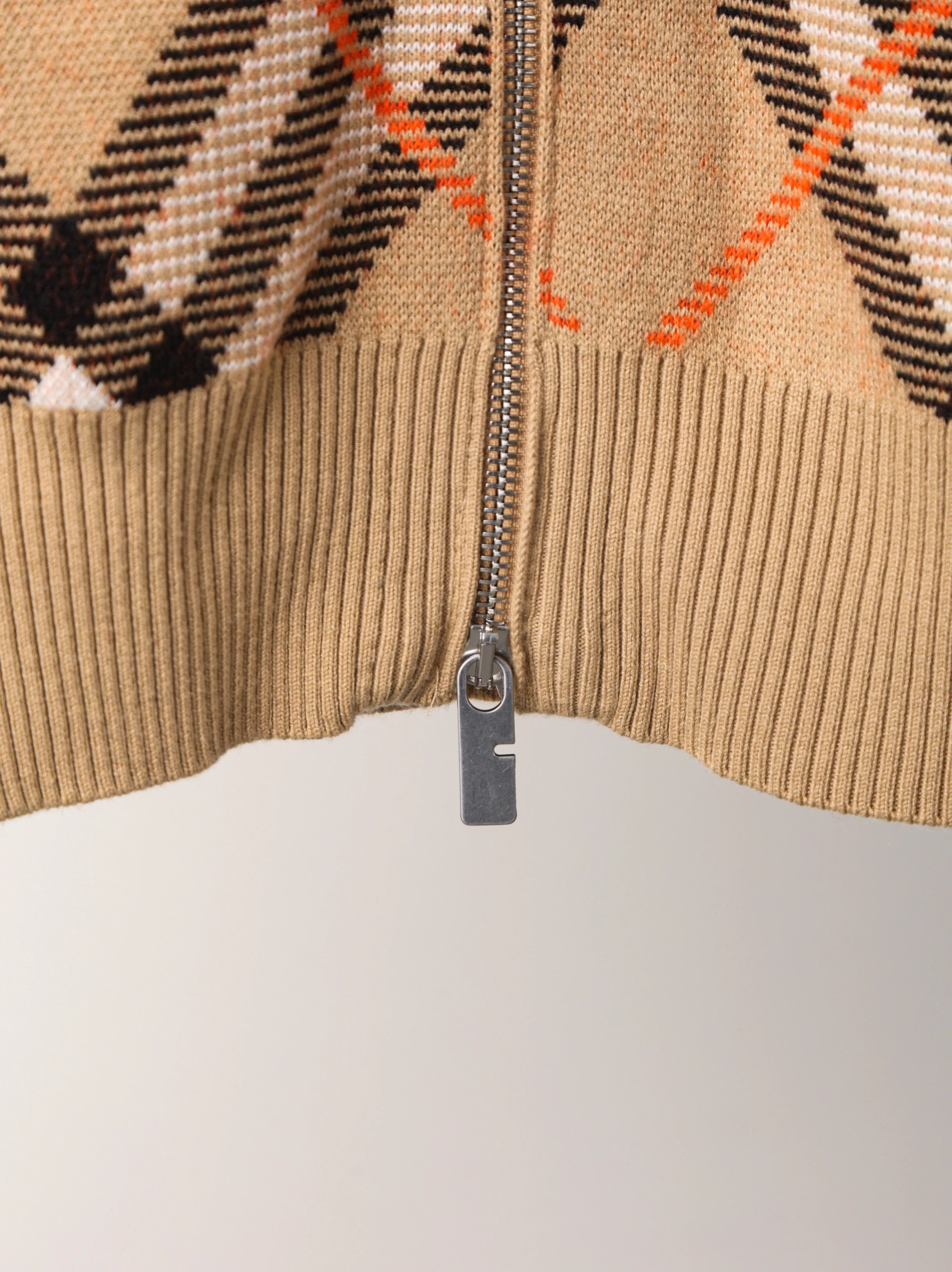 Item ID 8022 Burberr-BBR-2024ss- Classic cross diagonal pattern series - wool coat