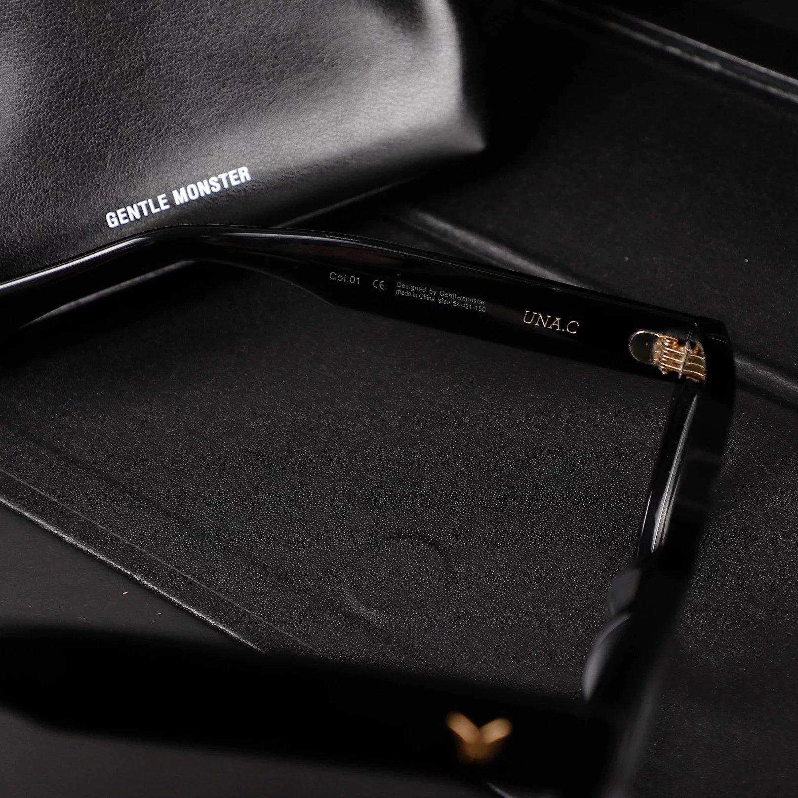 Item ID 8414 Two options - _Gentleman Monster_ - UNA.C-UNA.CN sheet Zeiss flat lens