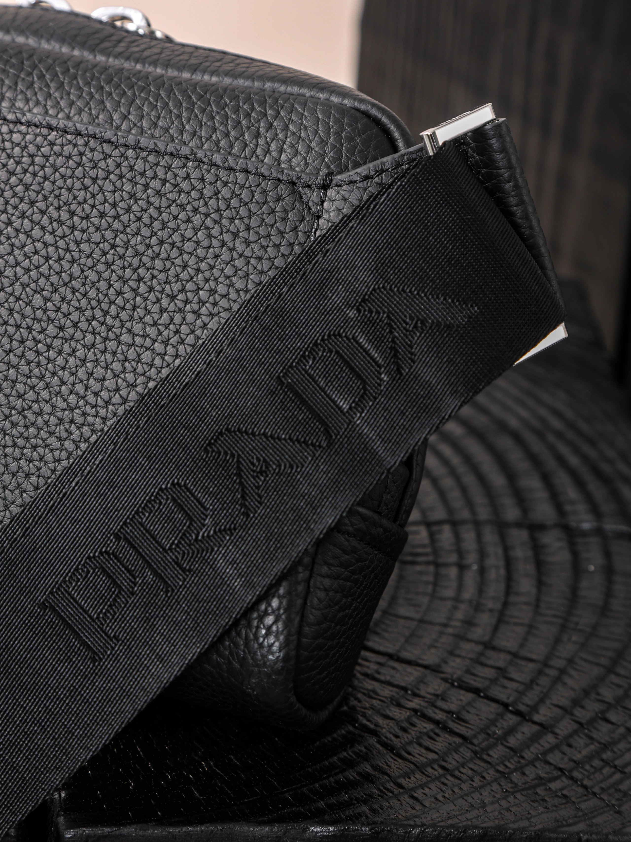 Item ID 8504 Pr@da- Prada - Fully Inlaid Leather - Vitello Dino - Metal Triangle Se