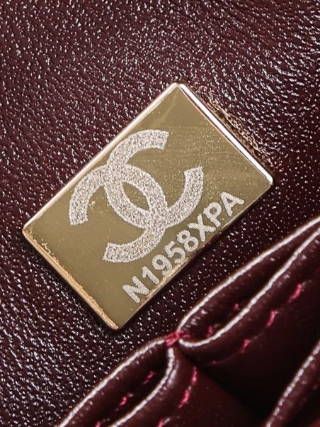 Item ID 8455 Chane1- Fragrant grandma -Classic-Flap-CF- medium size - Classic diamo