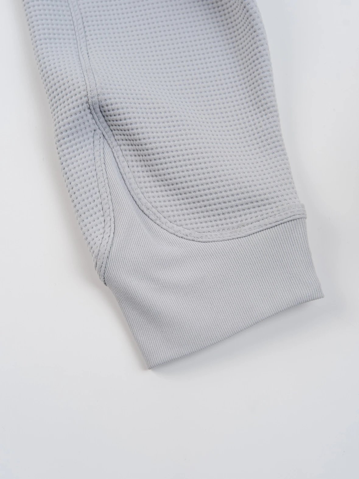 Item ID 8051 Olera- Two colors - waffle embroidery logo Windproof, breathable, warm