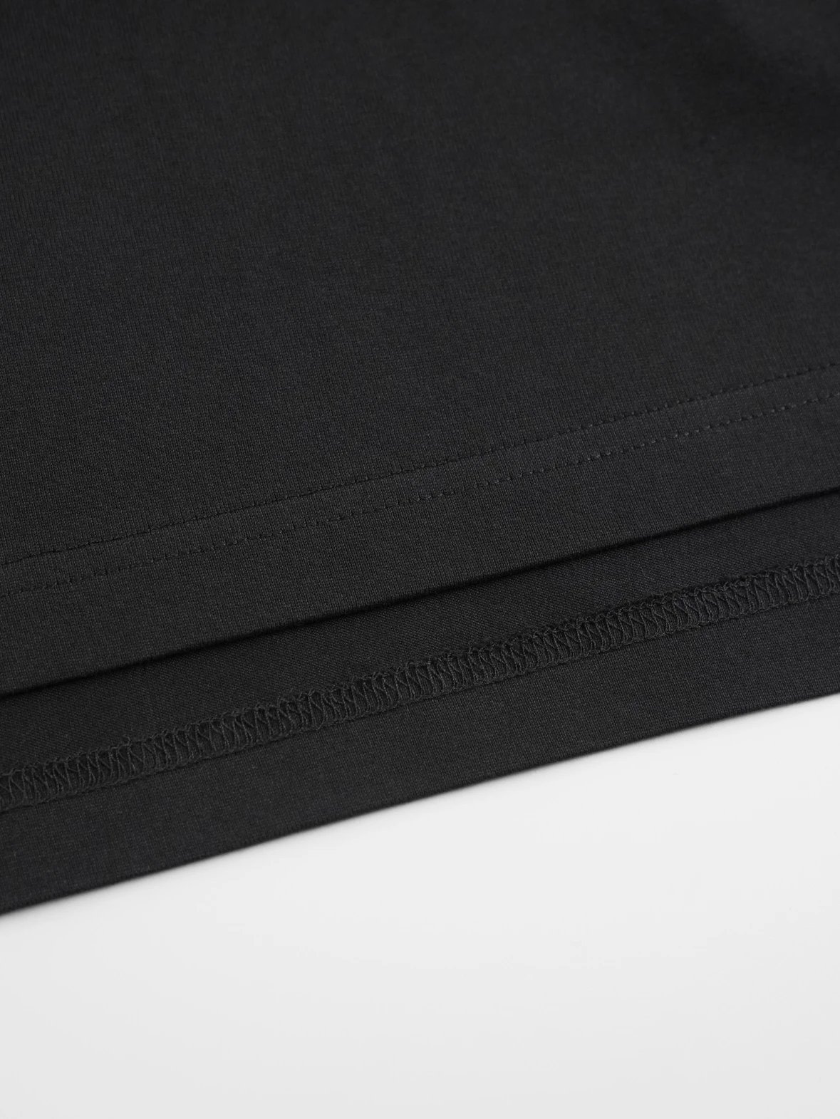 Item ID 8180 Embossed crew neck “32 Count combed long staple cotton smooth ”logo lo