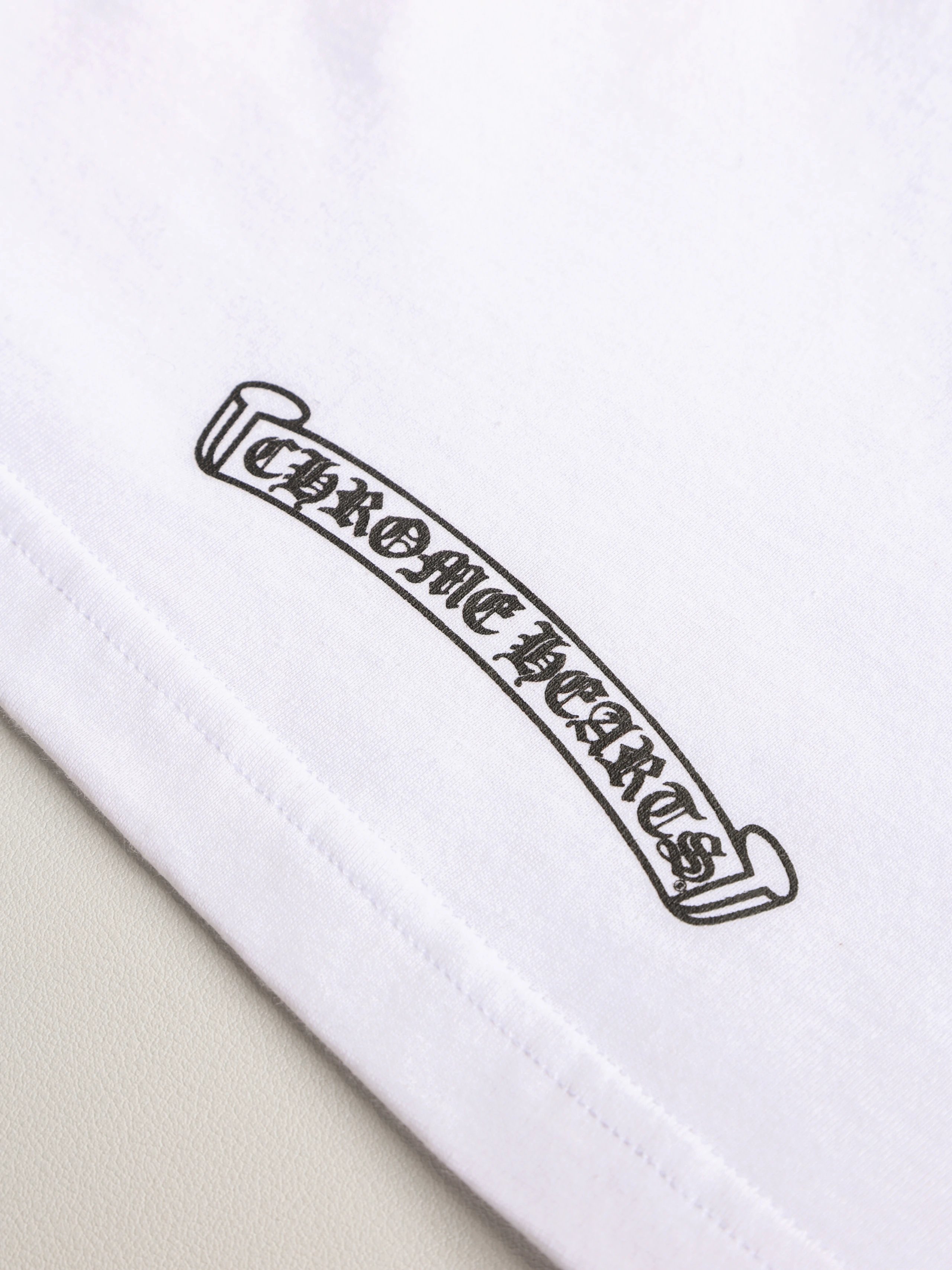 Item ID 8304 Chrome-Hearts- Crow heart -2020ss- Classic big horseshoe print short s