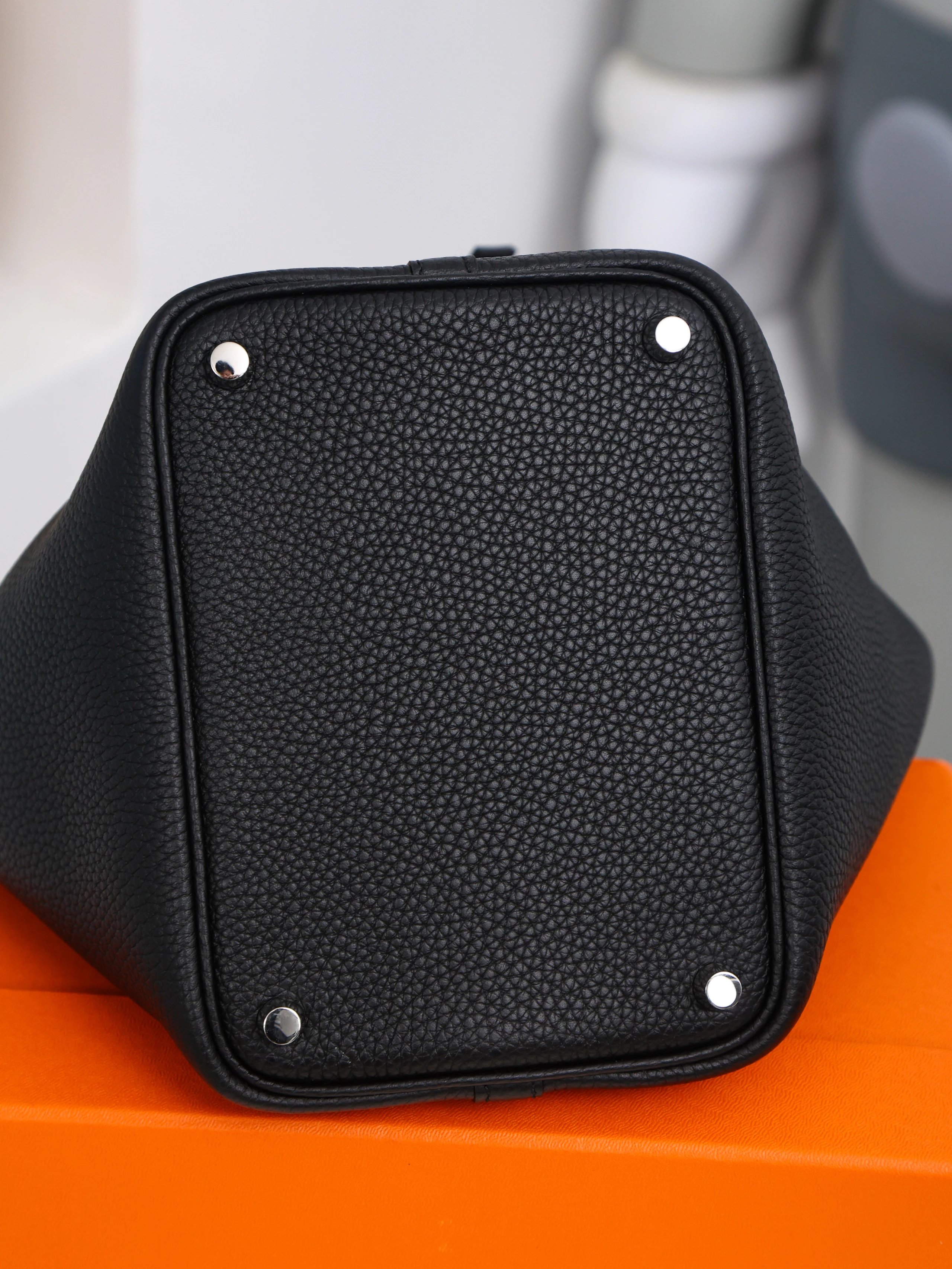 Item ID 8487 HERME3-Majia-Picoting-Lock-18- Gold Buckle - Calf Leather - Vegetable