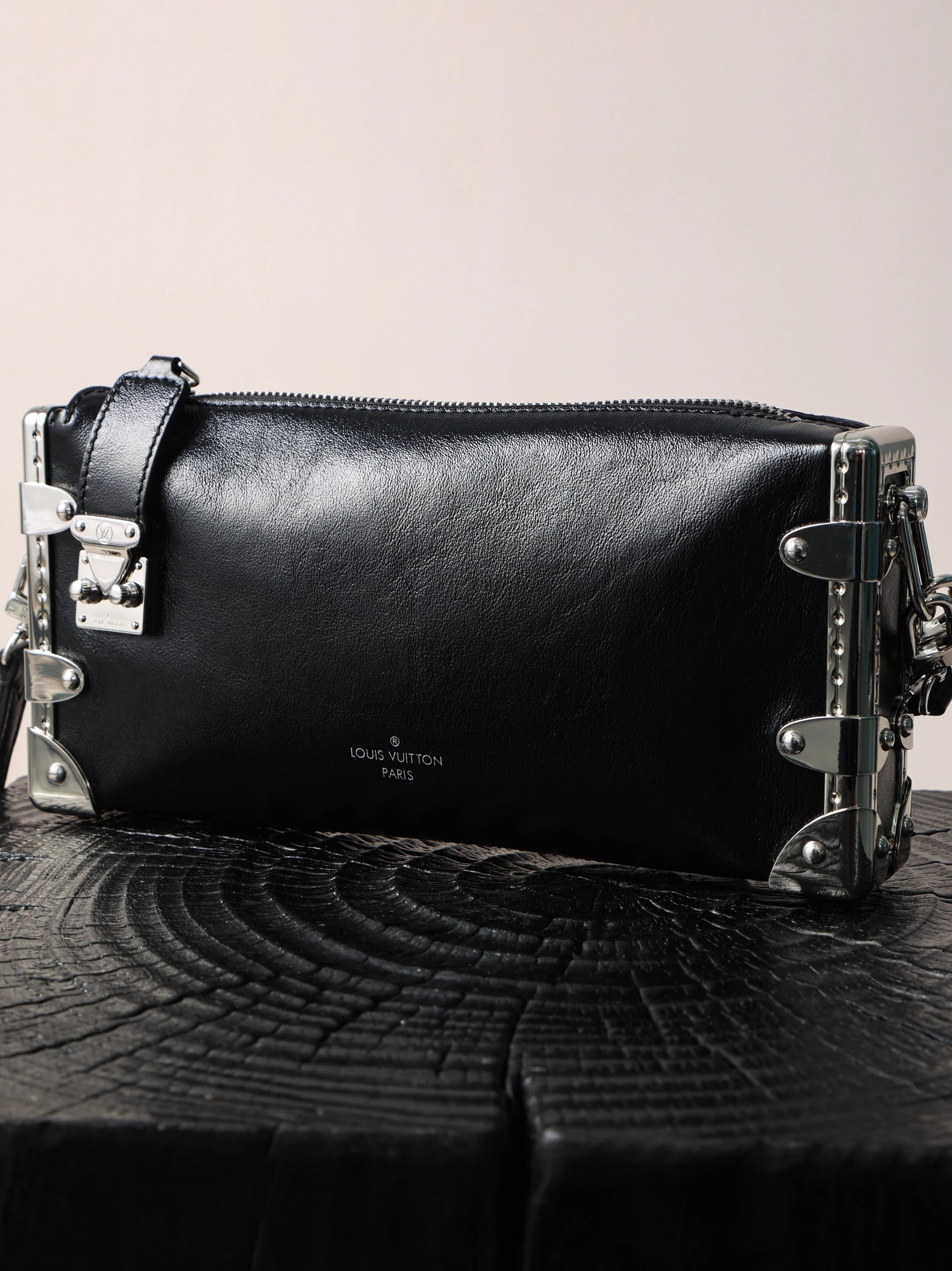 Item ID 8432 Advanced customization -100% calfskin -Slim-Trunk- soft box chain bag