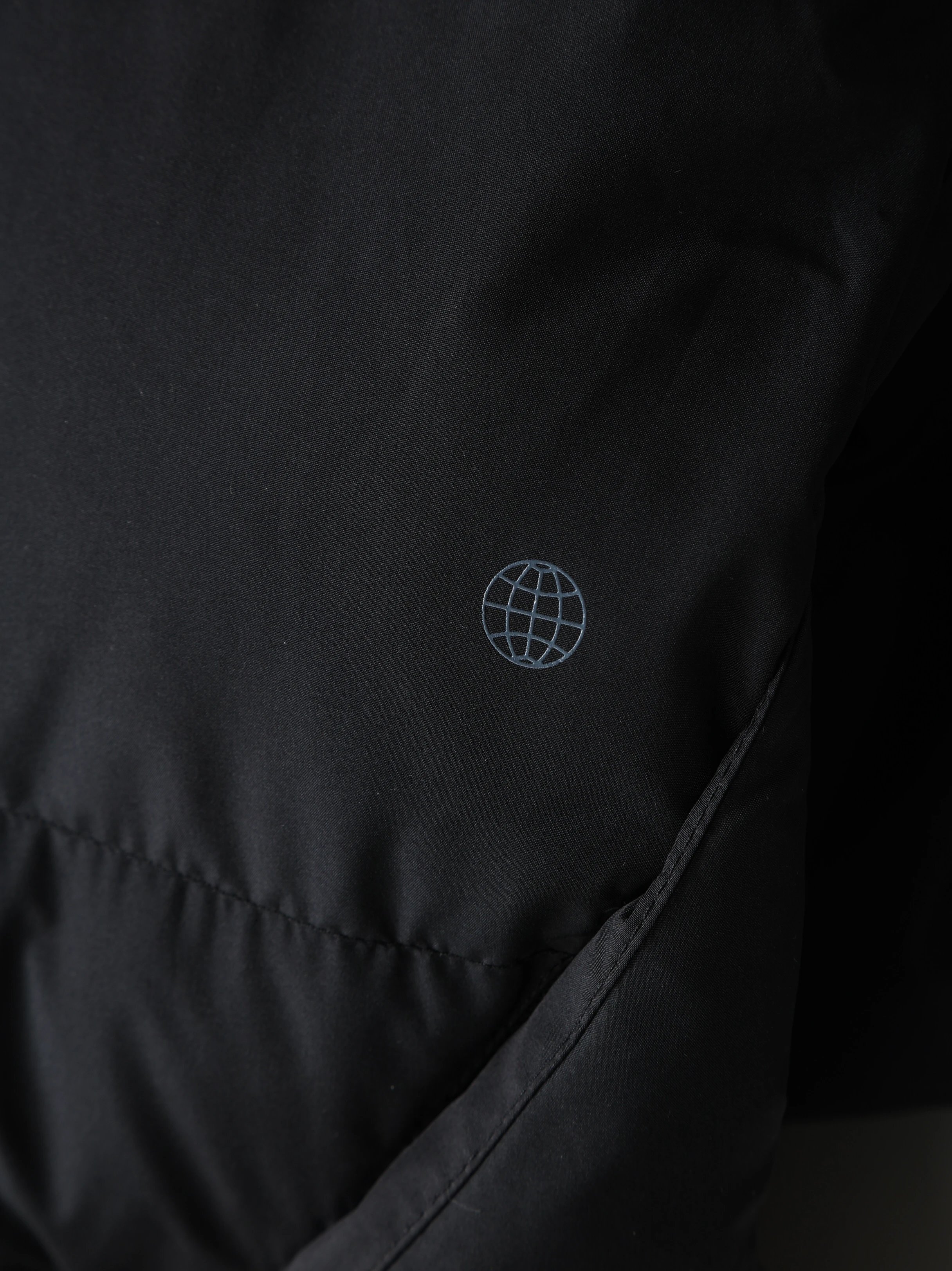 Item ID 8100 Adid@s- Adi -2022ss-3st-Long-coat down jacket -70 Down content - White