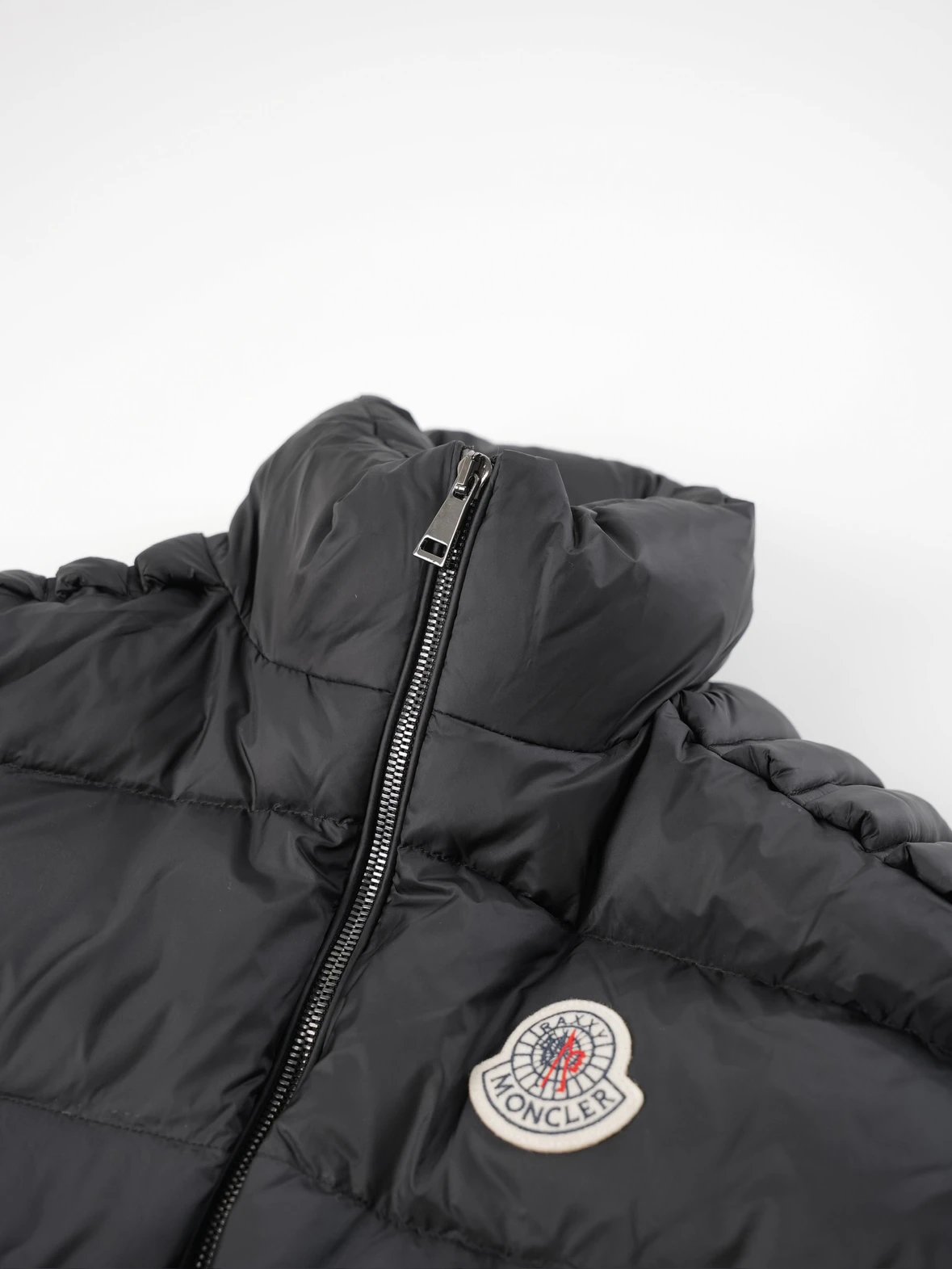 Item ID 8138 vest - long sleeves -Christopher-Raxxy- Joint model - stand collar zip