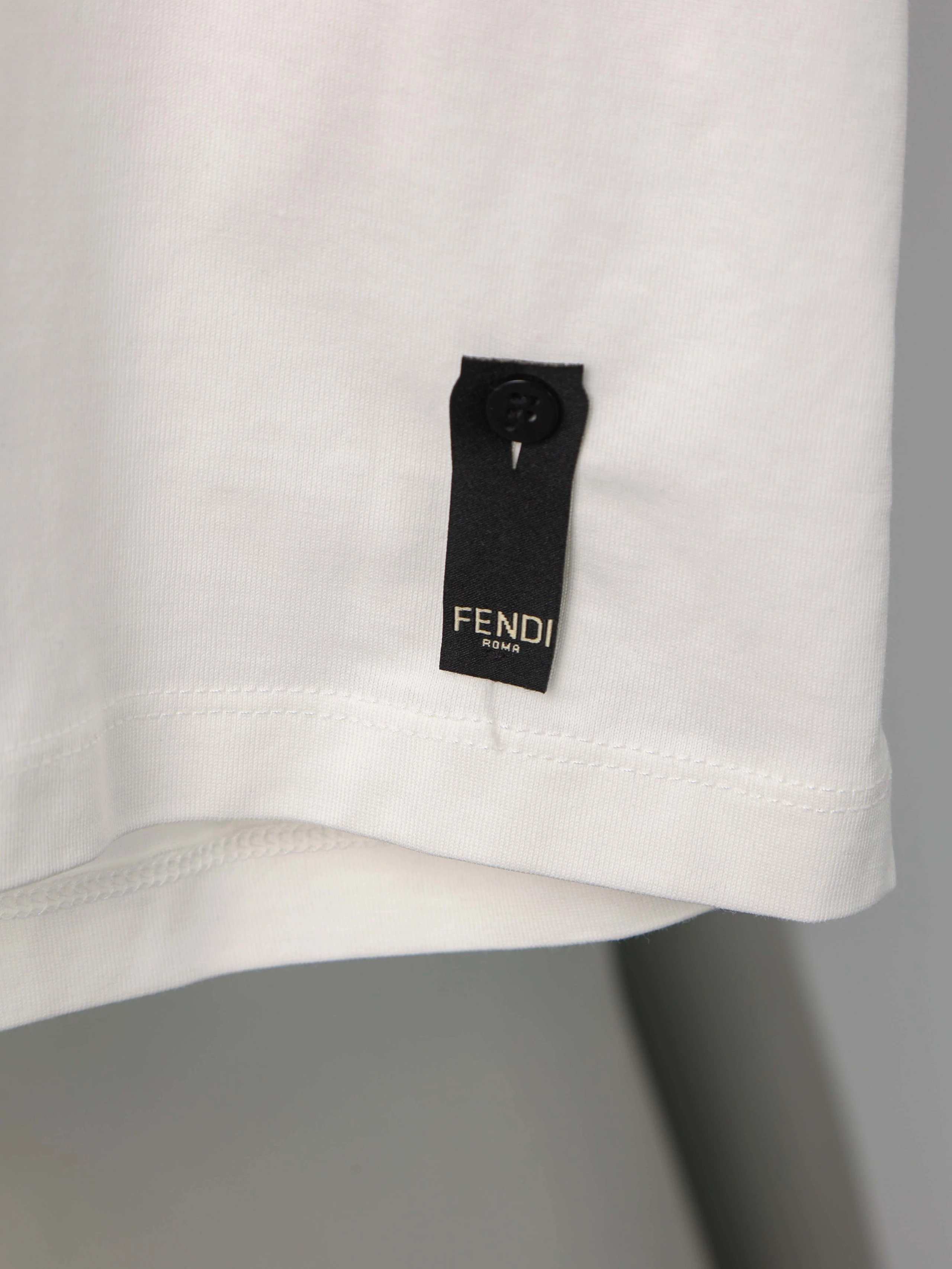 Item ID 8312 Fend1-Fendi-2025s - New Cartoon Hot Dog Bear Pattern Short Sleeve - Kn