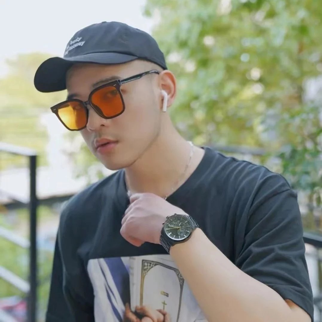 Item ID 8403 After 8 months _- Gentleman Monster Lang-01- Classic Sunglasses - Yell