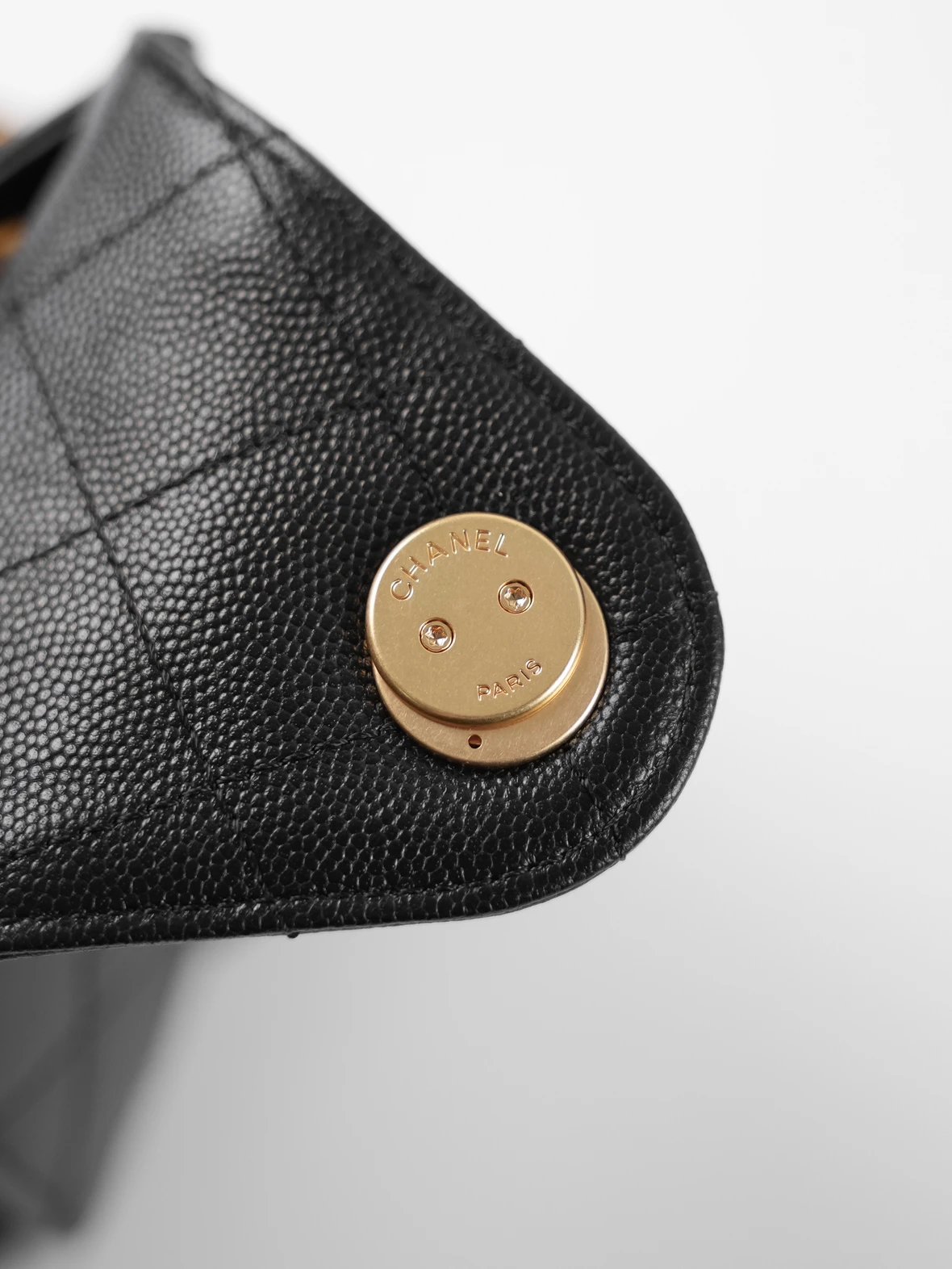 Item ID 8457 CHANE1- Xiaoxiang -25Bag-25S- classic logo Logo“ Imported grain emboss