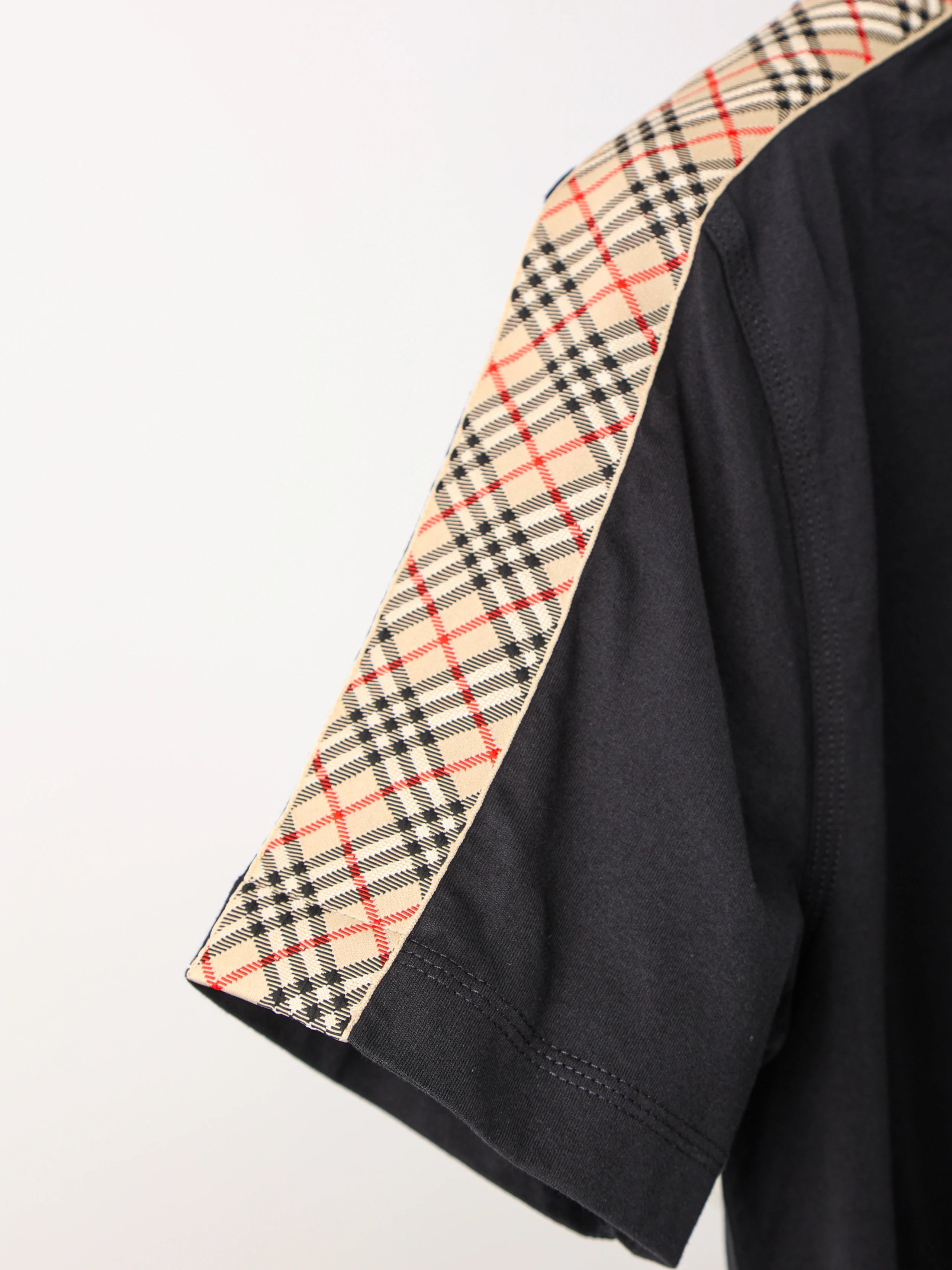 Item ID 8297 Burberr-BBR-2024ss- Shoulder check web short sleeves - Short sleeves w