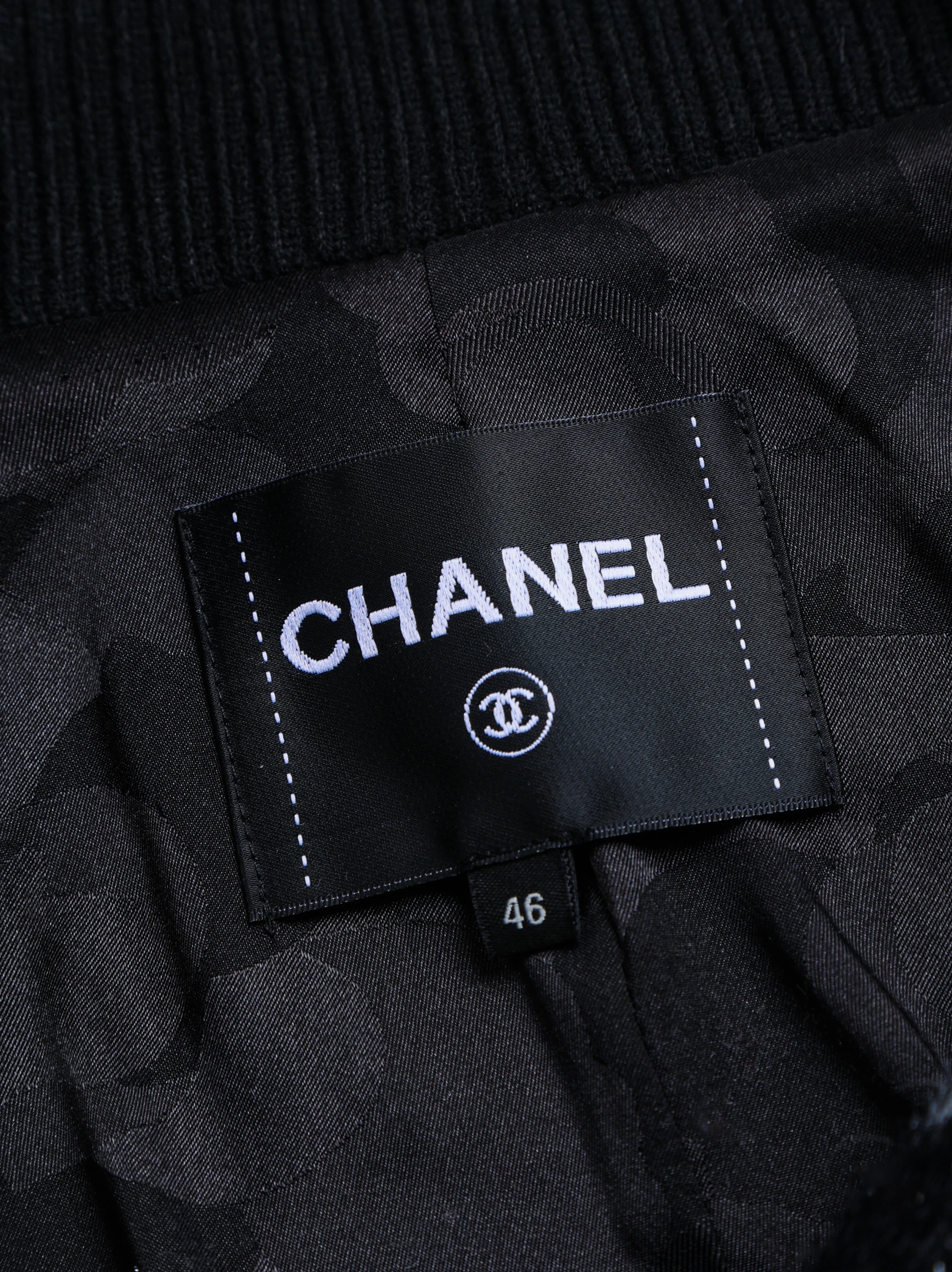 Item ID 8026 CHANE1- Chanel 22k Tweed Black and White Checkered Floral Coat - Black