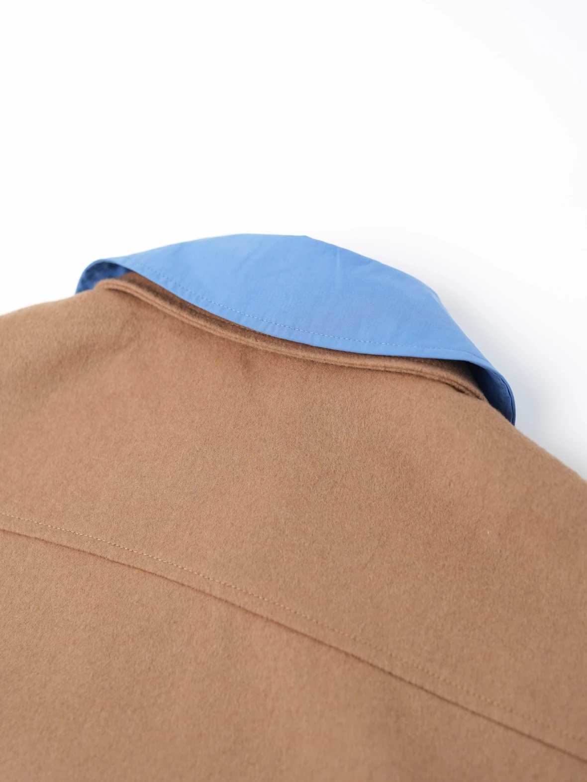 Item ID 8038 M1UM1U Miu Miu _silk lining_ _camel hair mixed yarn_ zipper opening an