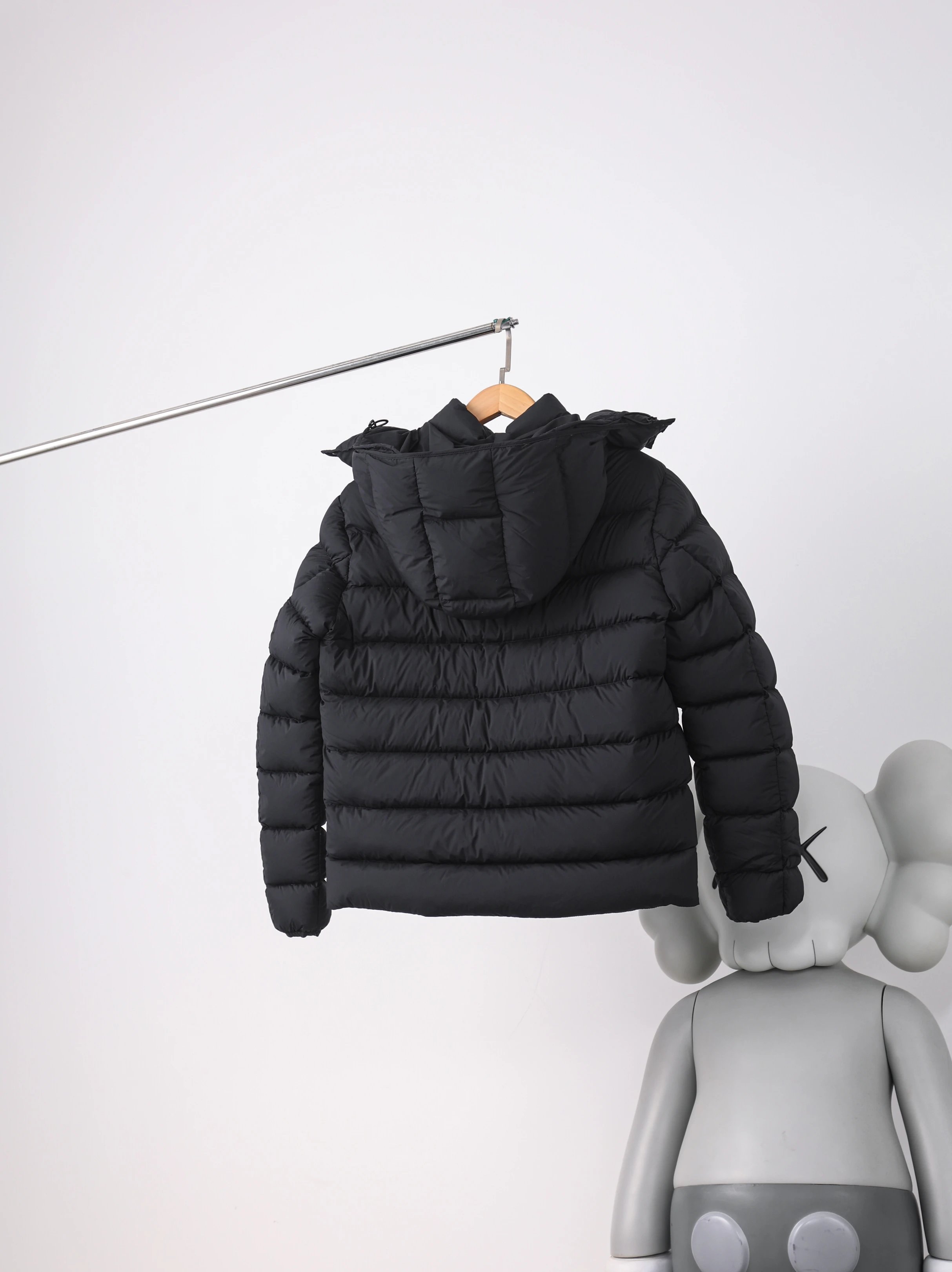 Item ID 8124 M0NCLER- Mengkou -2023ss- Lightweight black warrior down jacket - Remo