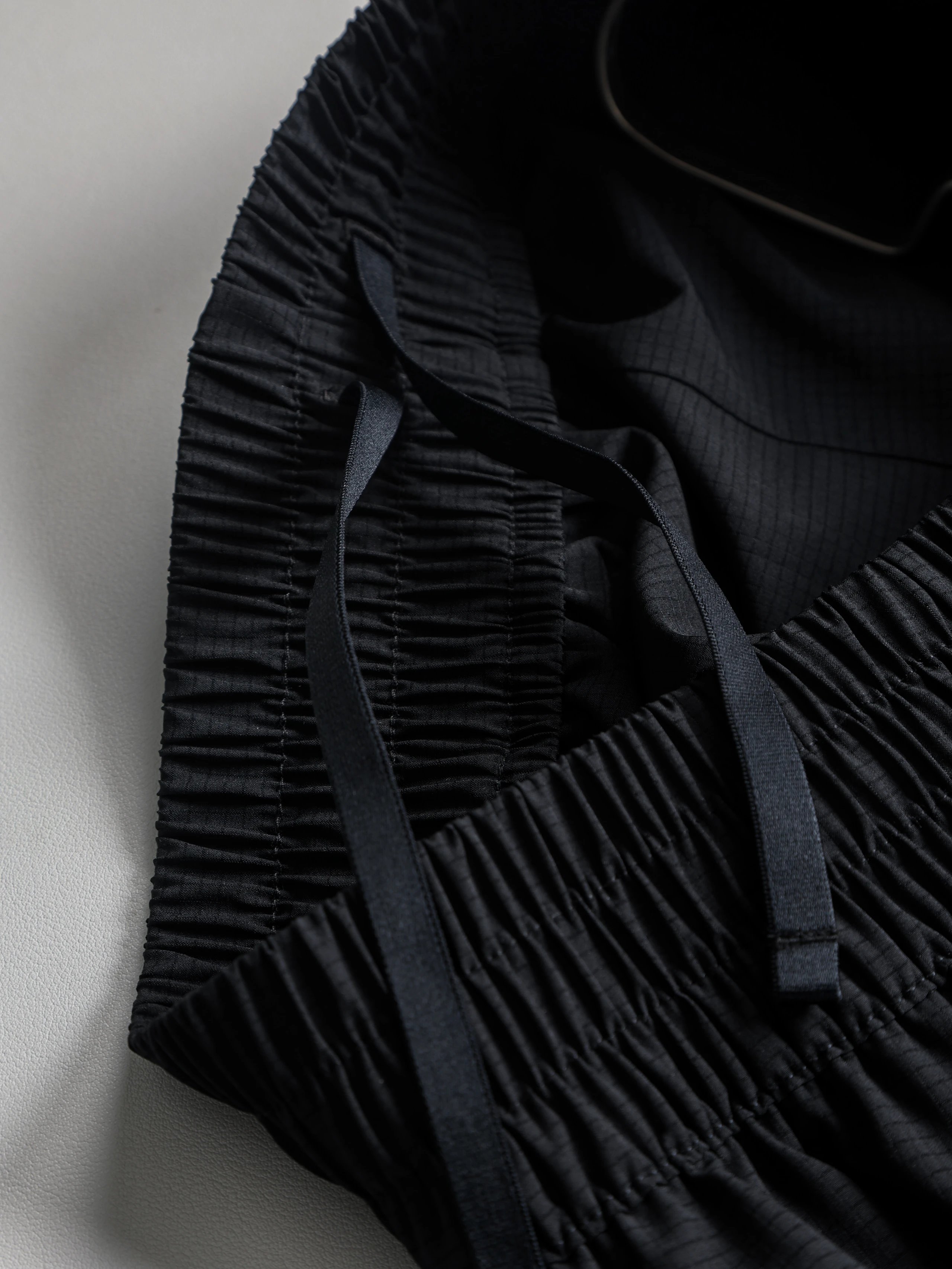 Item ID 8235 Fear-of-God-FOG-x-Adid@s-Athletics- Co branded series sports shorts -