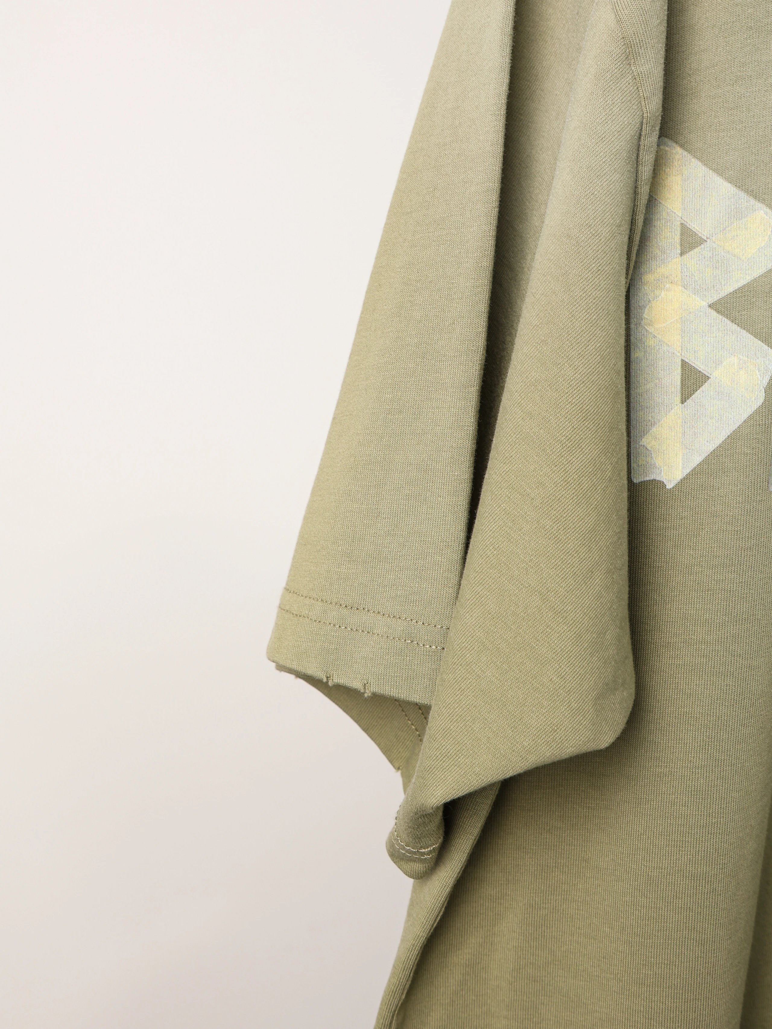 Item ID 8278 Balenc1aga - Paris-2023s - Pattern Paper Series Short Sleeves - Retro