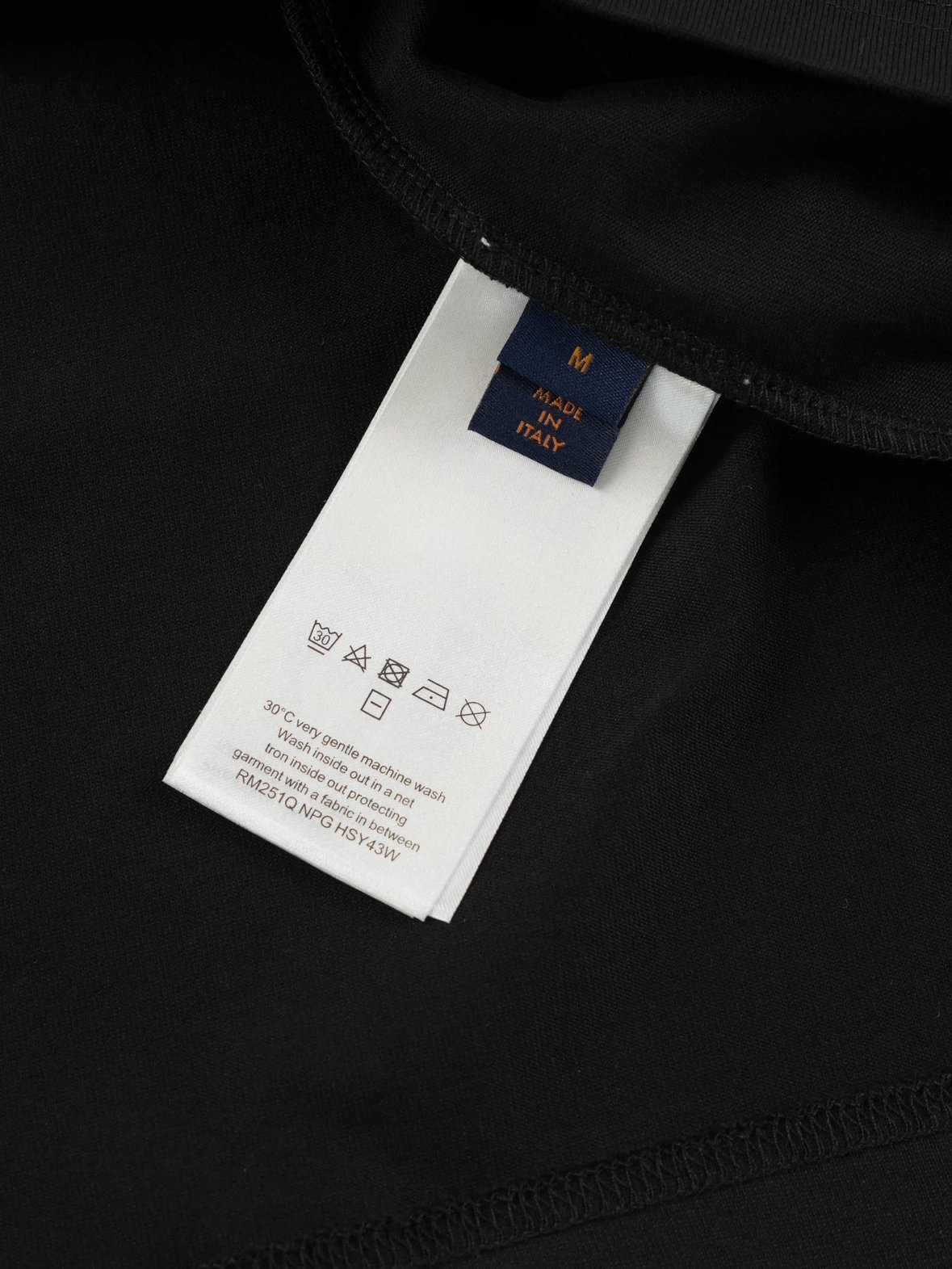 Item ID 8180 Embossed crew neck “32 Count combed long staple cotton smooth ”logo lo