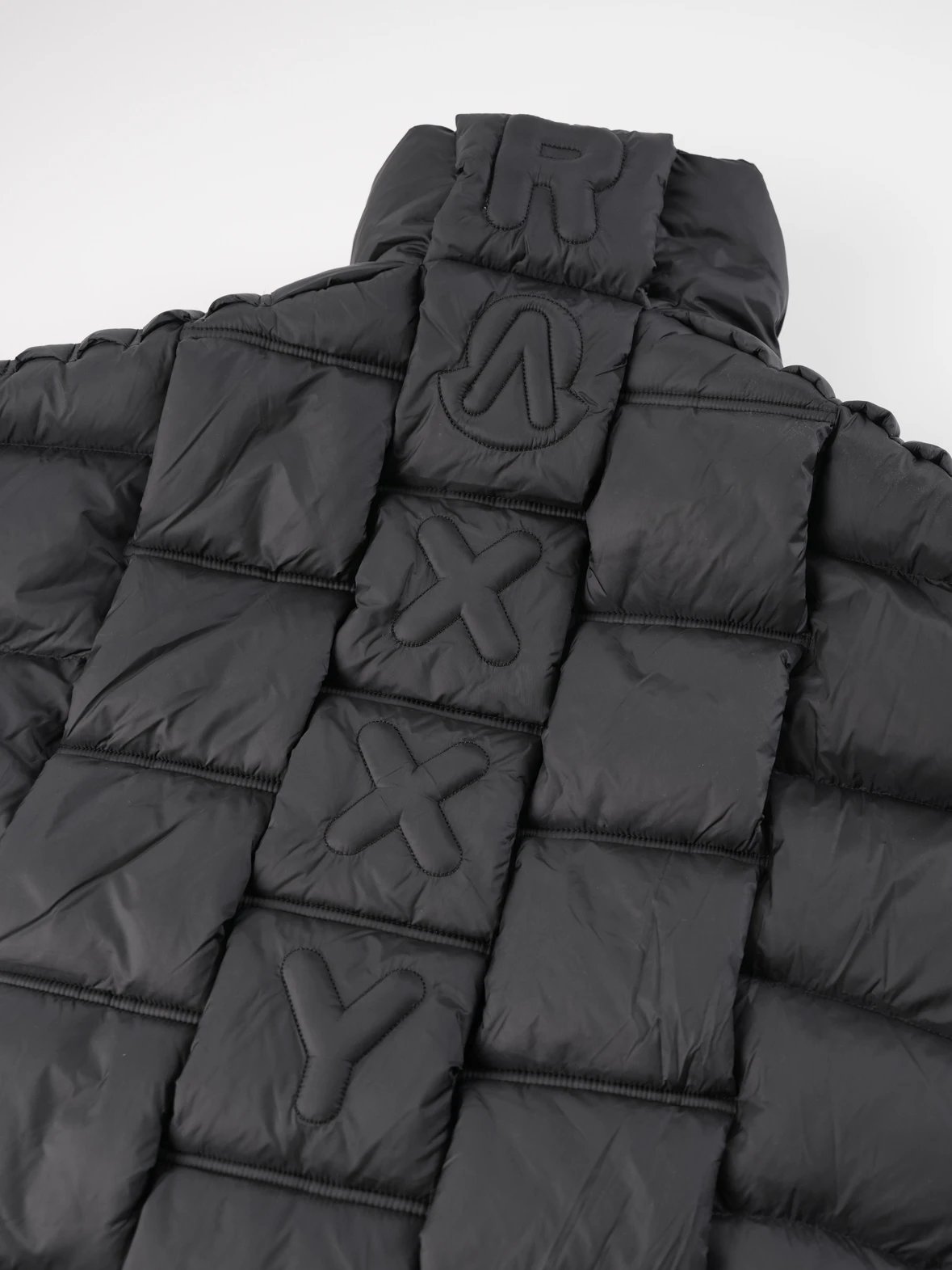 Item ID 8138 vest - long sleeves -Christopher-Raxxy- Joint model - stand collar zip