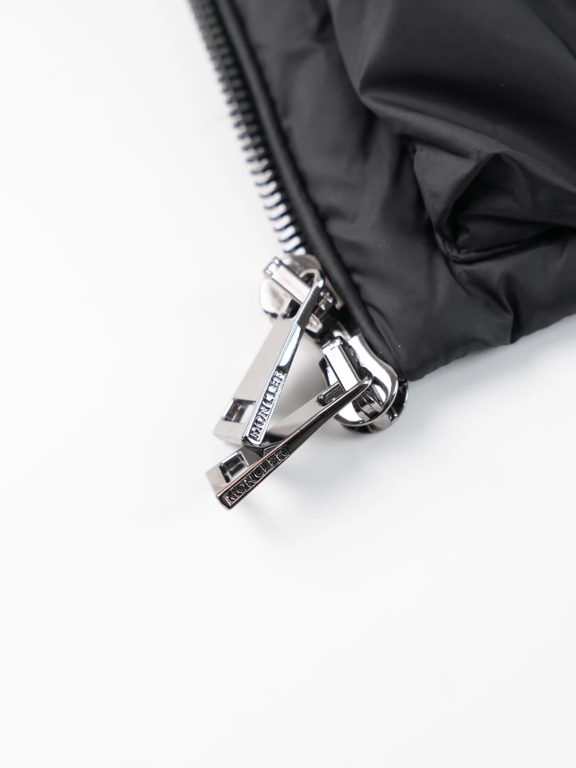 Item ID 8138 vest - long sleeves -Christopher-Raxxy- Joint model - stand collar zip