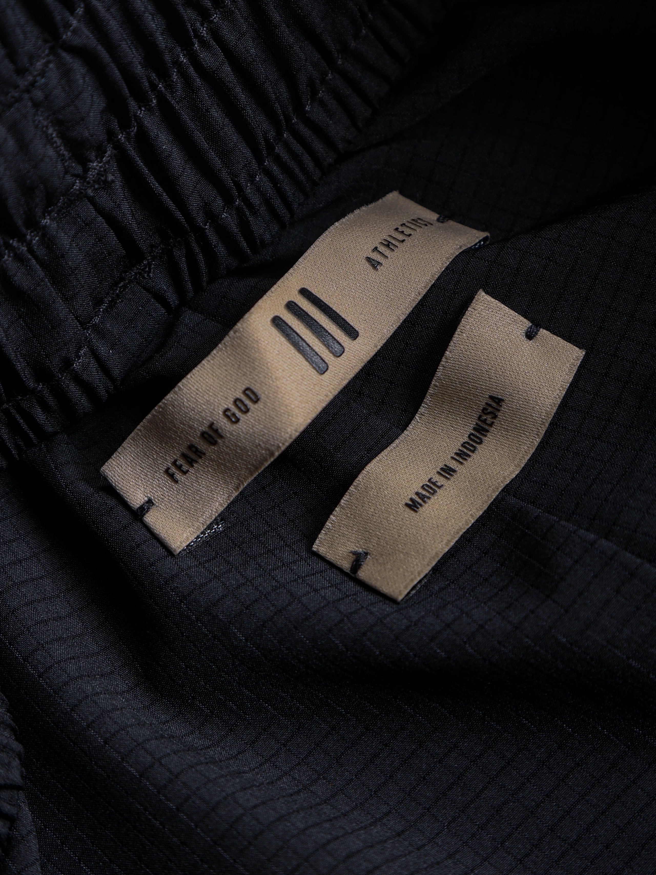 Item ID 8235 Fear-of-God-FOG-x-Adid@s-Athletics- Co branded series sports shorts -