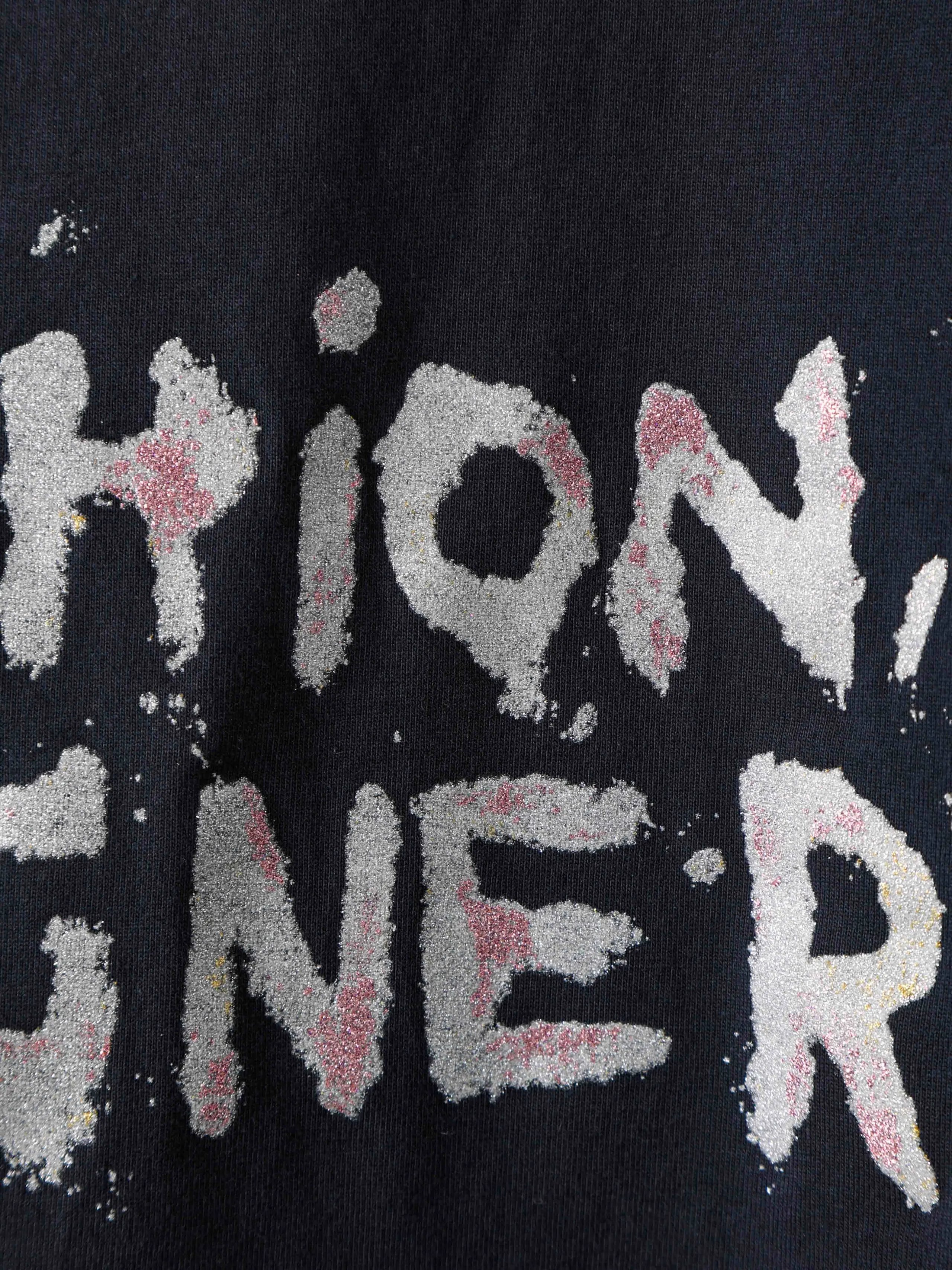 Item ID 8279 Balenc1aga - Paris-2025s - Sparkling Ink Graffiti Letter Printed Short