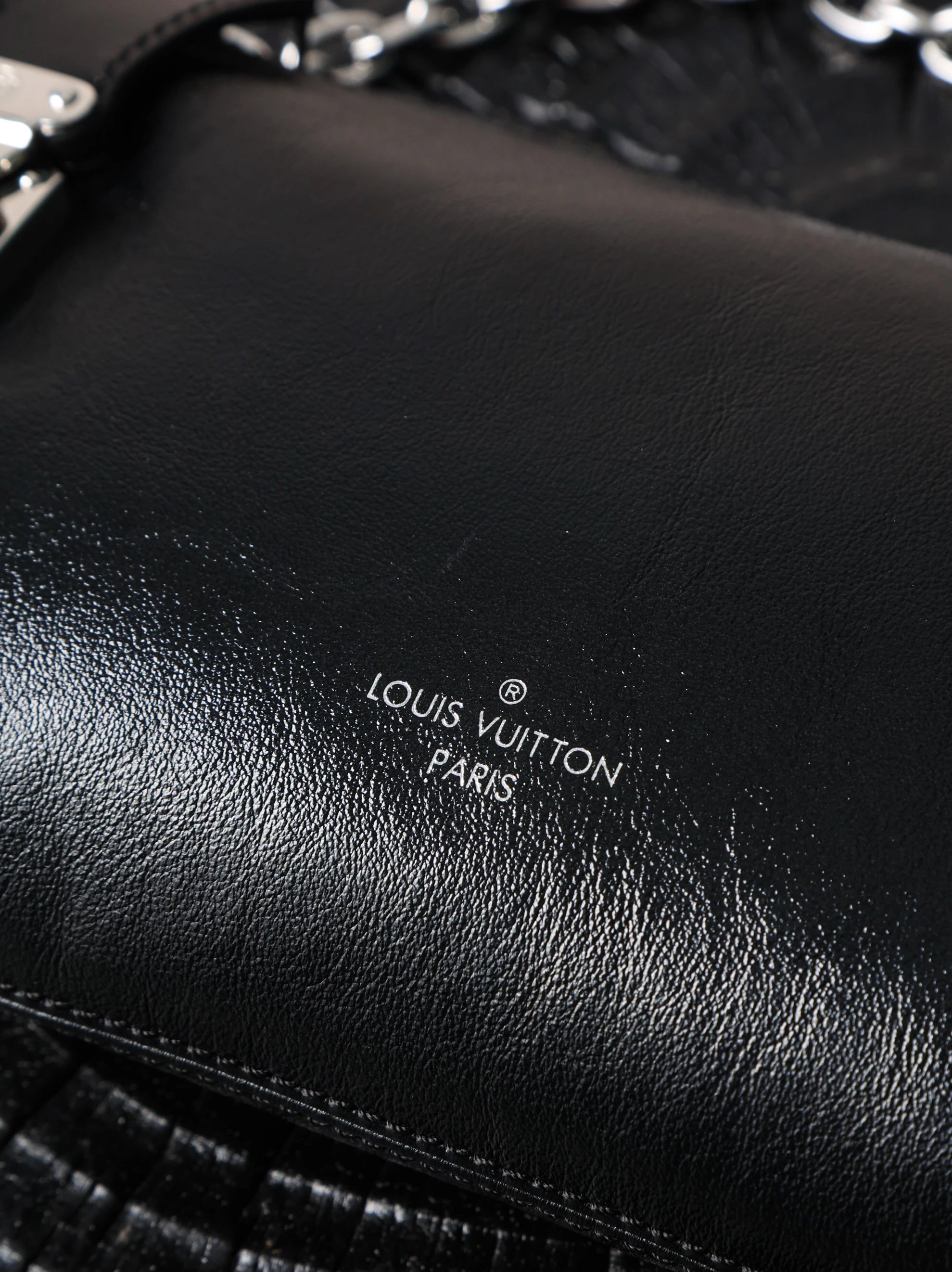 Item ID 8432 Advanced customization -100% calfskin -Slim-Trunk- soft box chain bag