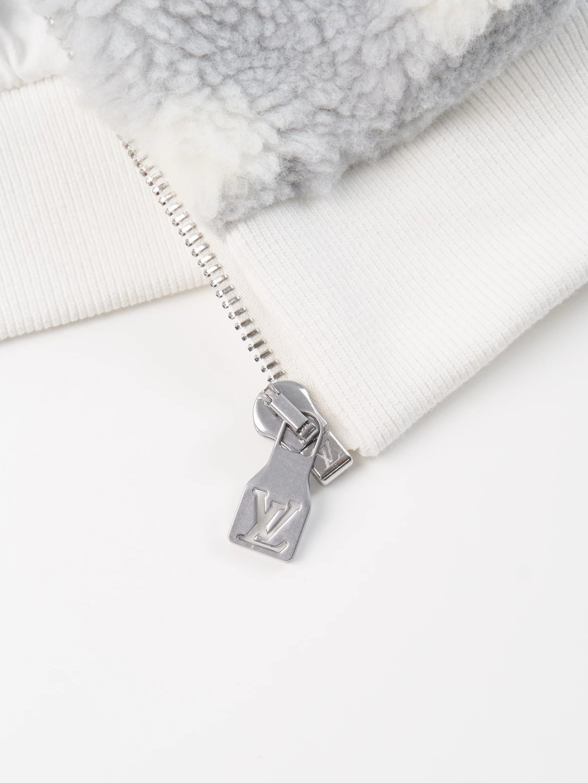 Item ID 8057 SKI Ski series “ Multi-color dyeing ”“ Exclusive counterpoint details