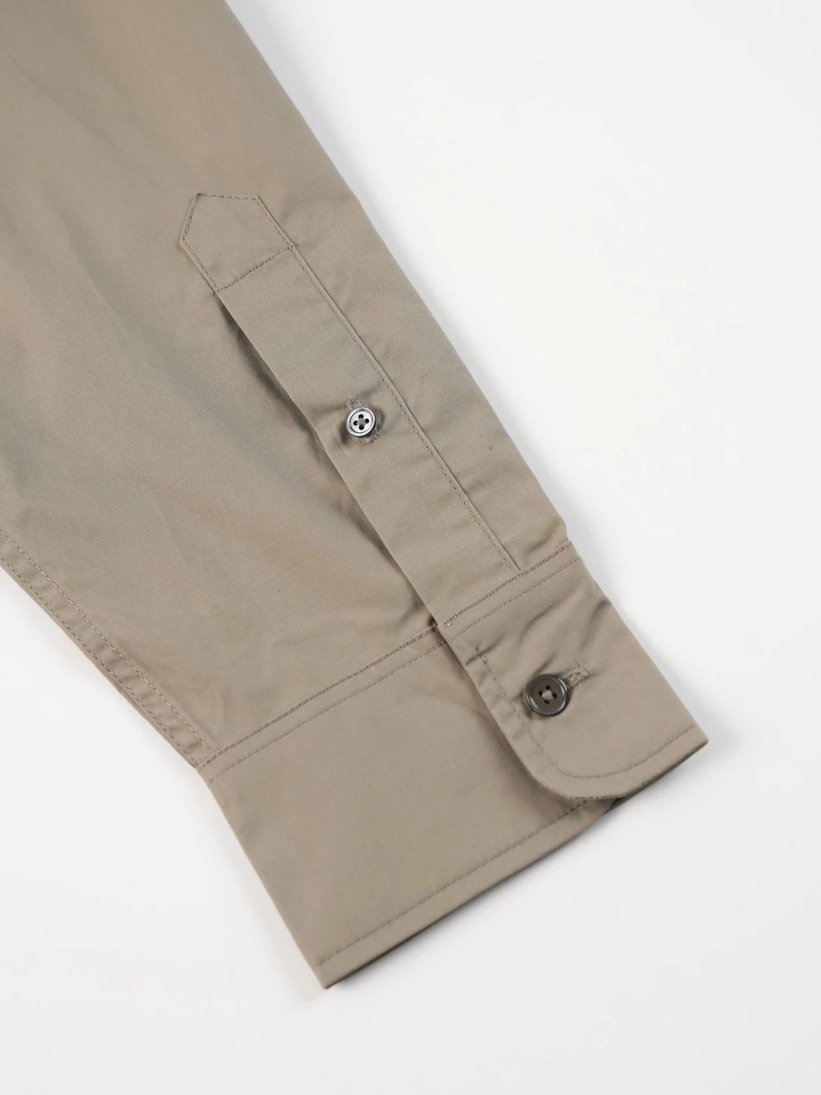 Item ID 8211 Ami-“40 Tencel imitation plain weave ” Solid color loose long sleeve s