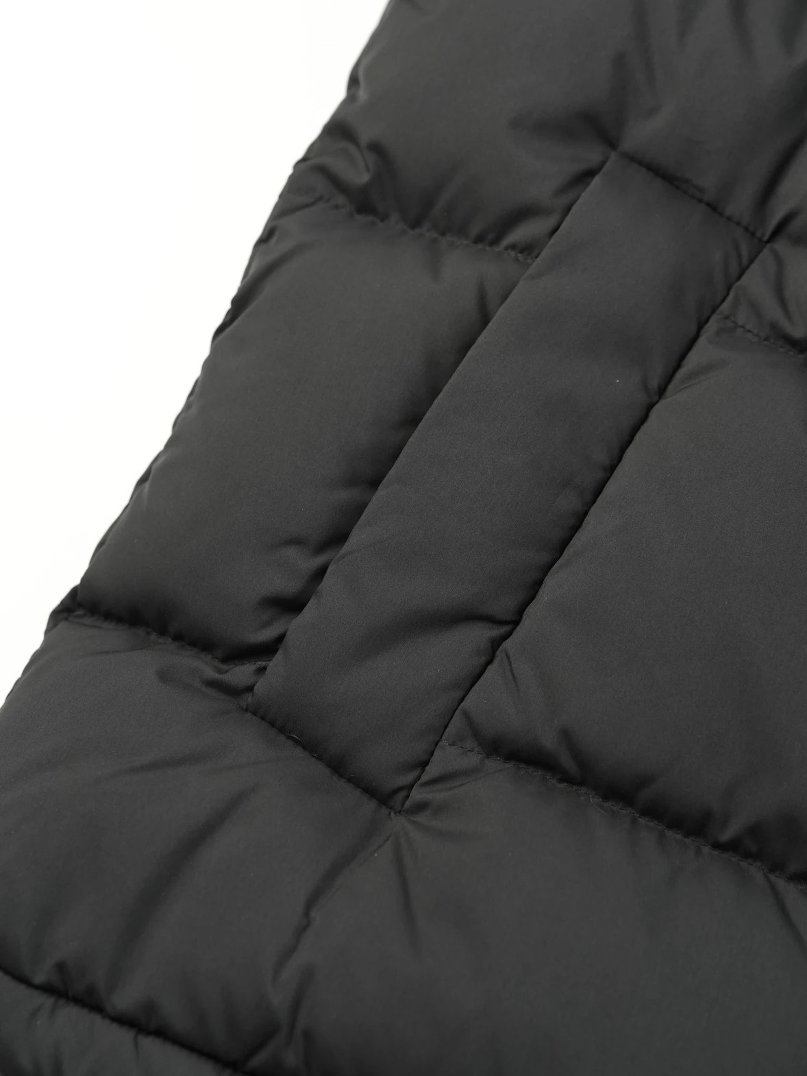 Item ID 8120 Lulu UnderwPuff Series -600 Puff Down Coat - Tri Color - Rice White -